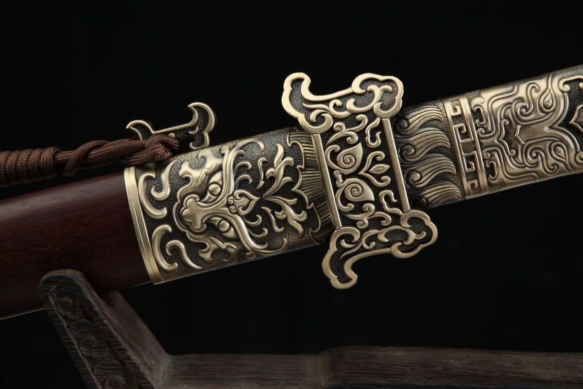 Tang Jian Sword – Forged Damascus Steel Blade, Brass Fittings, Rosewood/Ebony Scabbard