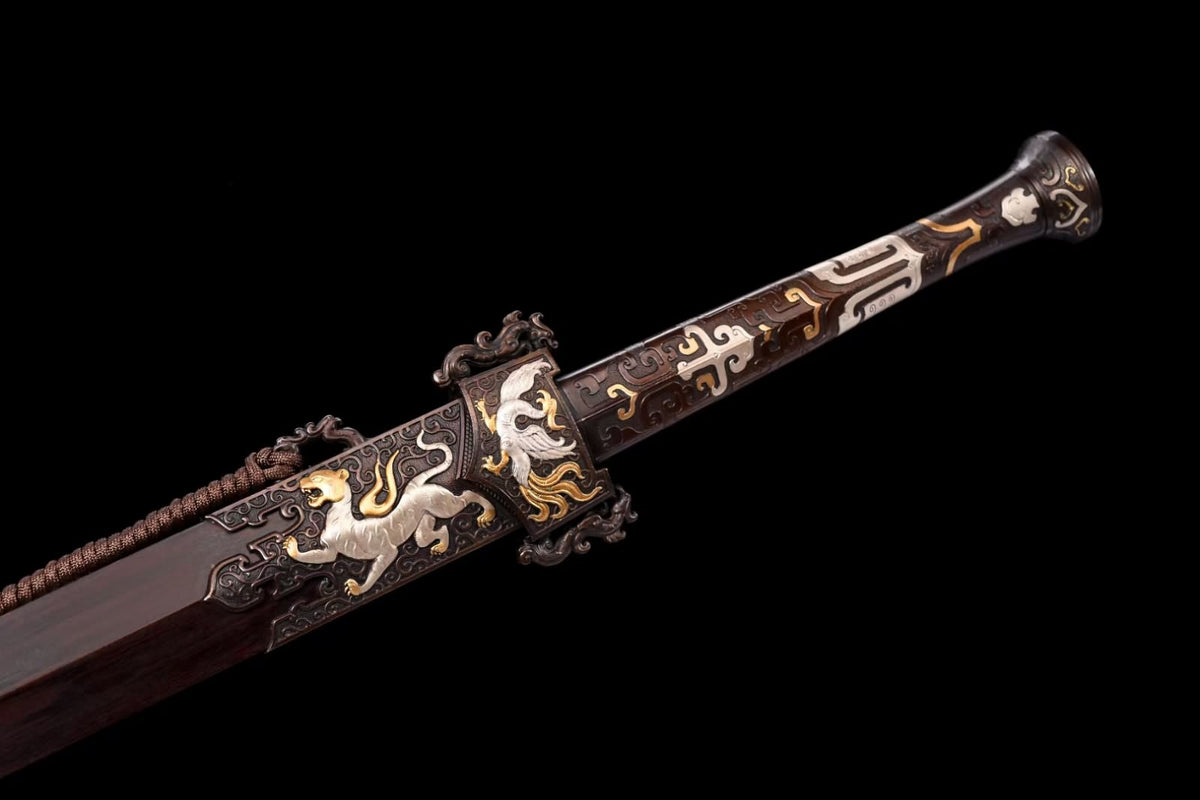 Handcrafted Chinese Han Sword with Forged Damascus Steel Blade - Antique Brass Fittings and Ebony Wood Scabbard