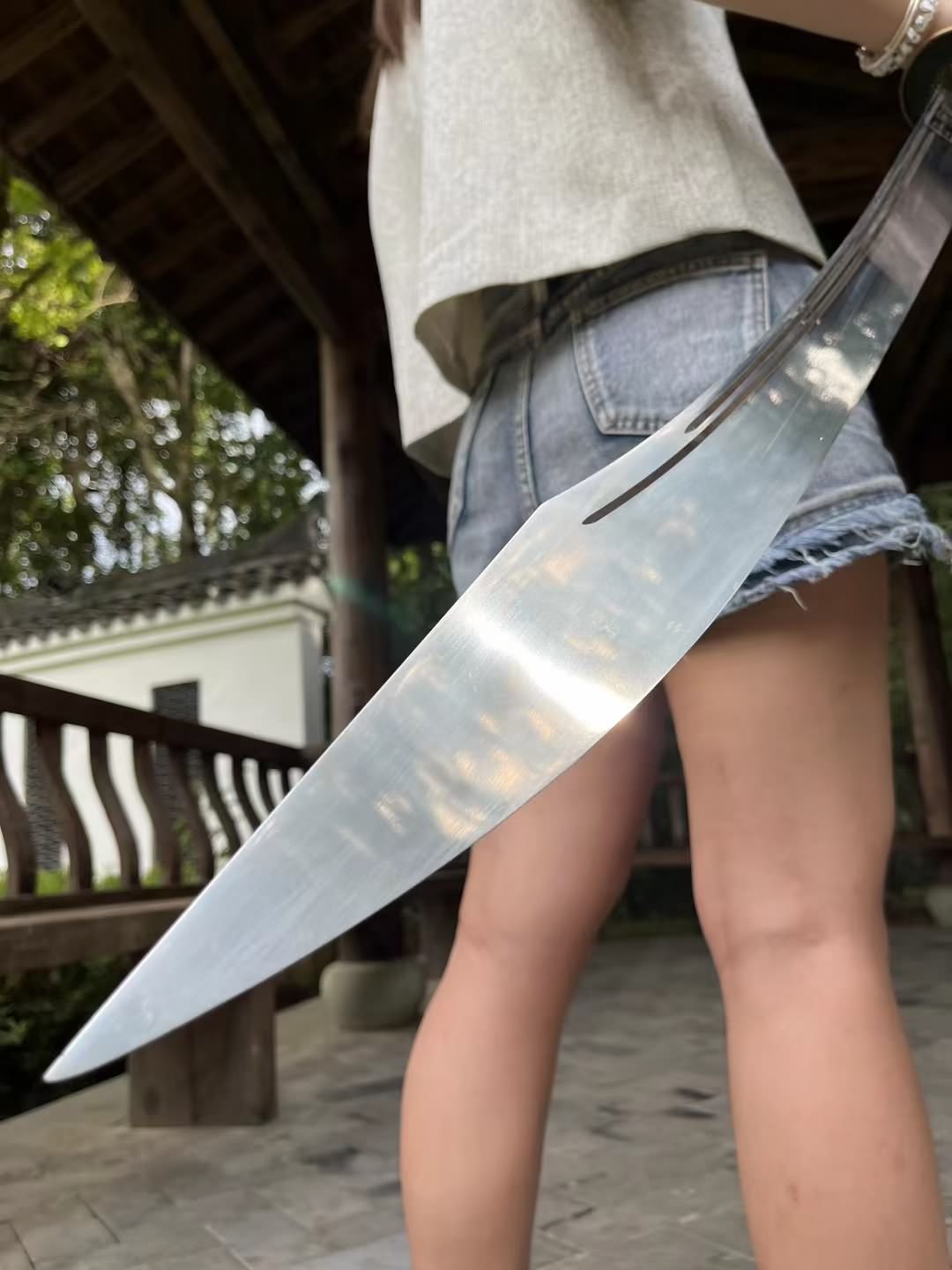 Premium Chinese Broadsword - 7Cr17MOV Stainless Steel Blade | Alloy Fittings | Synthetic Leather Wrapped Wooden Handle