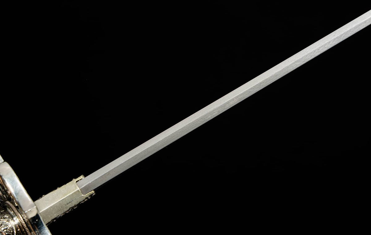 Wootz Steel Hamon Katana – 40.9″ with Black-Gold Lacquer Saya
