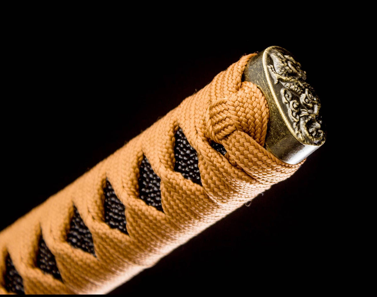 Japanese Katana with Lion-Engraved Tsuba – High Manganese Steel Blade & Lacquered Wooden Scabbard - Chinese Sword store