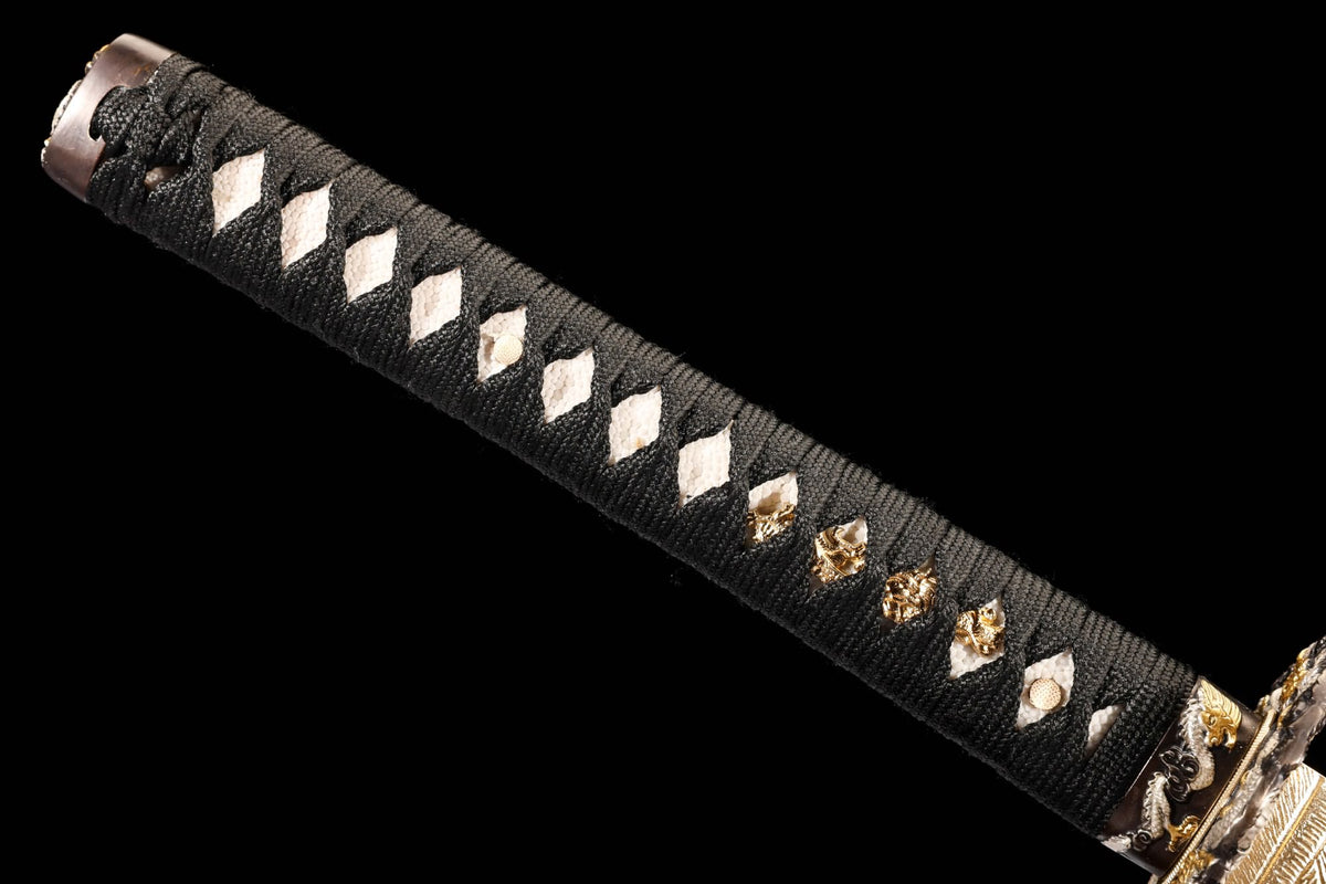 Luxury T10 Clay Tempered Katana – Gold Foil Lacquer Scabbard with Dragon Motif & Real Hamon Blade - Chinese Sword store