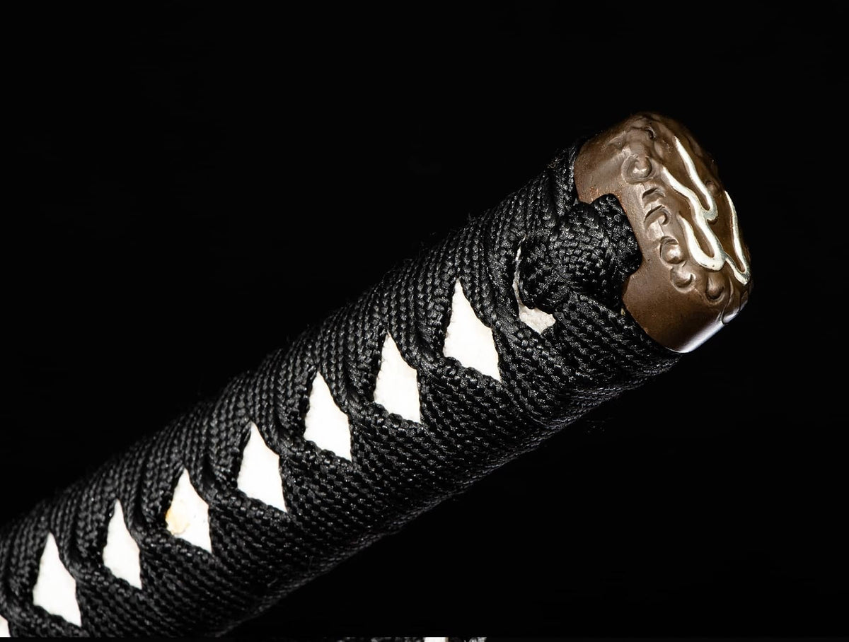 Wootz Steel Hamon Katana – 40.9″ with Red Speckled Lacquer Saya, Gilt Brass & Silver Fittings