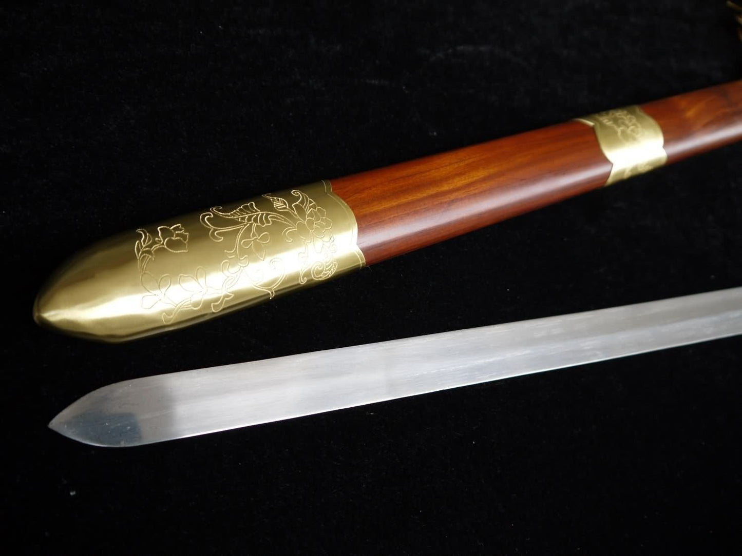Tai Chi sword/Pattern steel blade/Redwood scabbard/Copper hand-carved pattern - Chinese sword shop