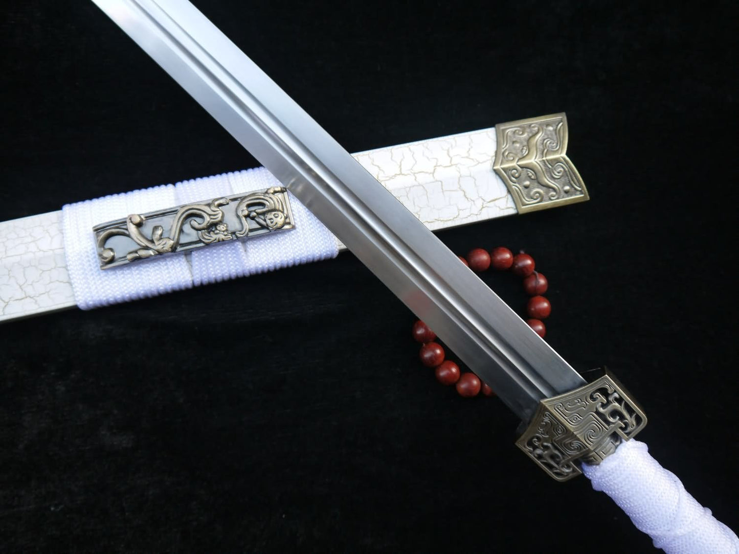 Han jian/Medium carbon steel blade/White scabbard/Alloy fittings/Length 39" - Chinese sword shop