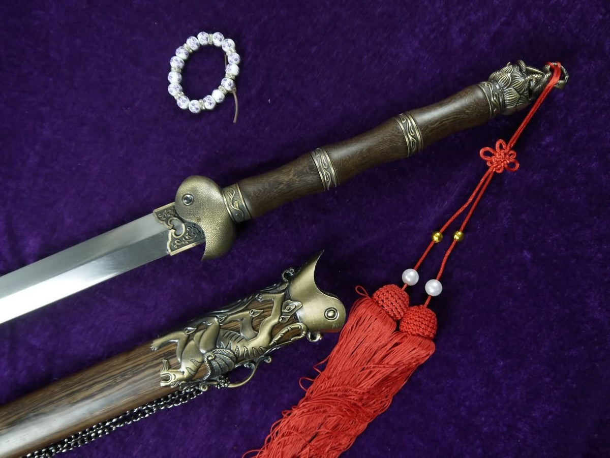 XUANWU Sword sale/Damascus steel blades/Rosewood scabbard/Alloy - Chinese sword shop
