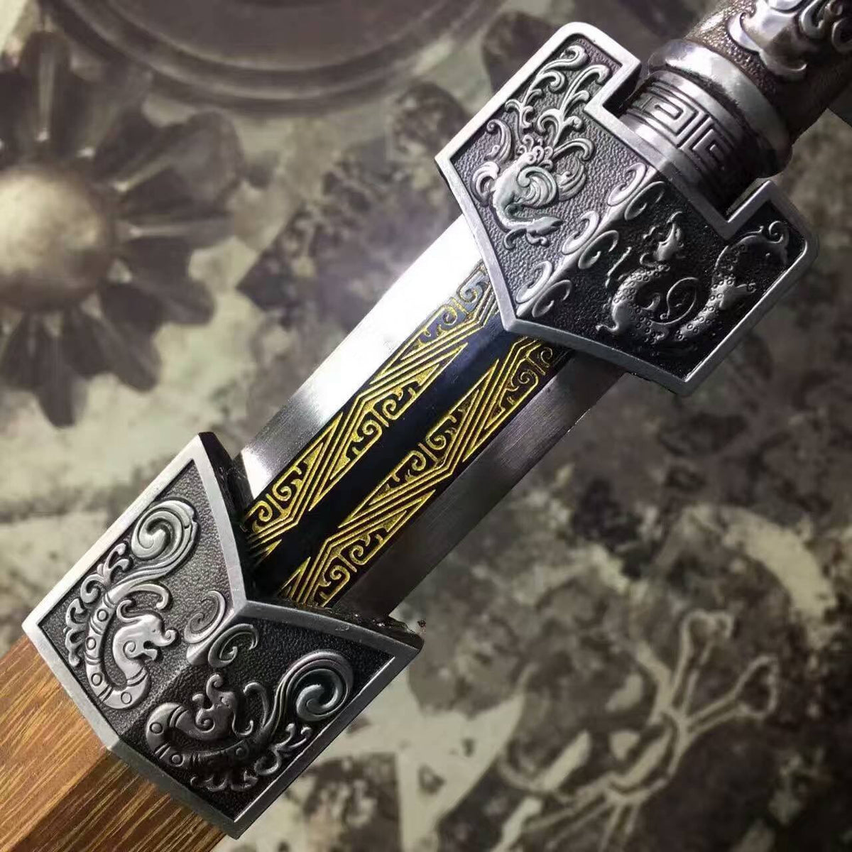 Han sword/High carbon steel eight surface blade/Rosewood/Alloy handle - Chinese sword shop