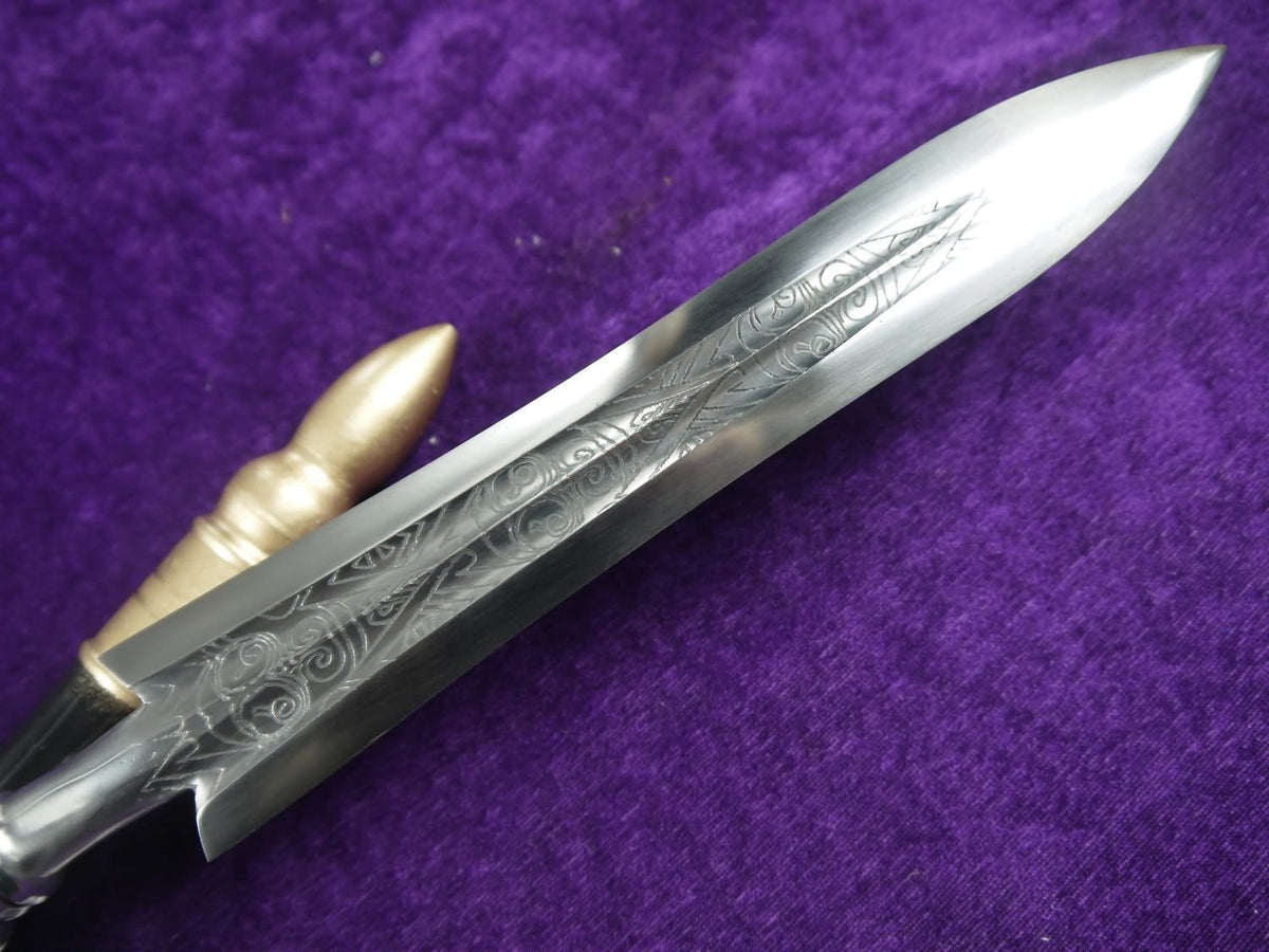 Taichi spear/Stainless steel/hand-made carved patterns/Two rod/Kung fu - Chinese sword shop