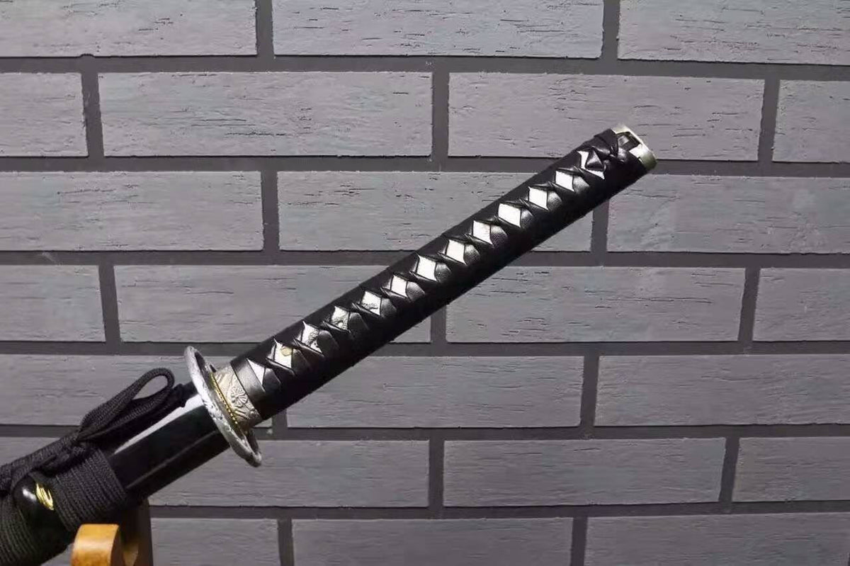 Samurai sword/Katana/High carbon steel blade/Wood paint scabbard/Alloy fitted/Length 39" - Chinese sword shop
