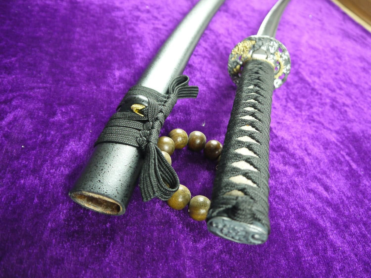 katana(Medium carbon steel Blade,Solid wood scabbard,Alloy production)Overall Length 39" - Chinese sword shop