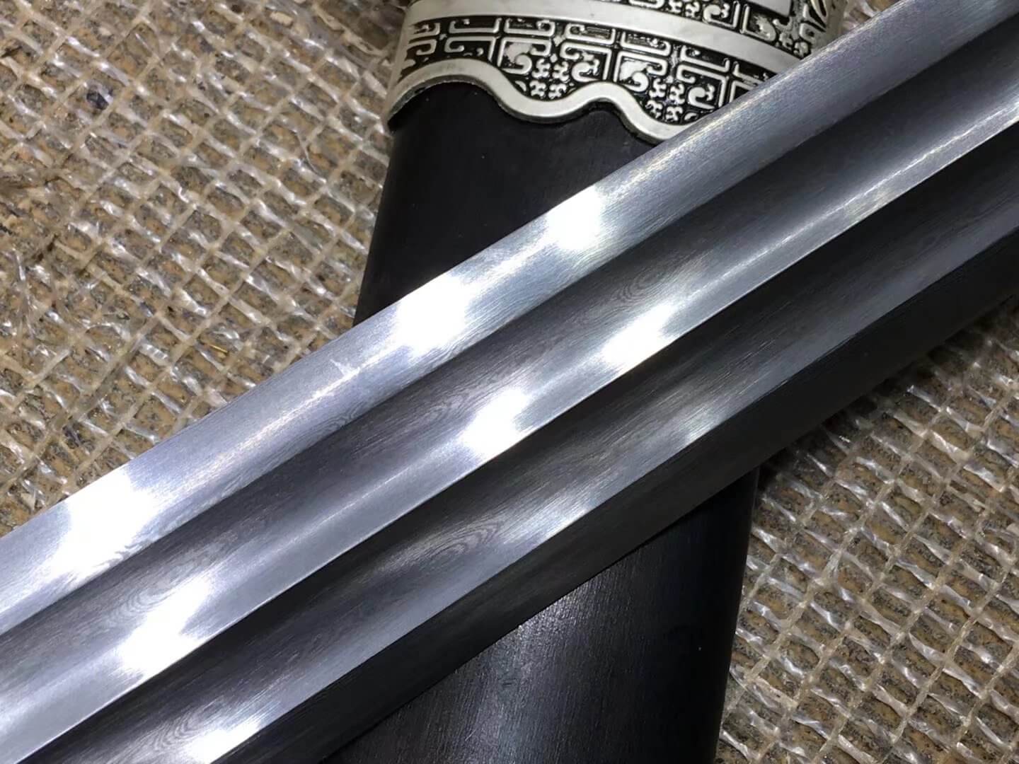 Yuewang sword,Damascus steel blade,Black scabbard,Alloy fittings,Length 32" - Chinese sword shop
