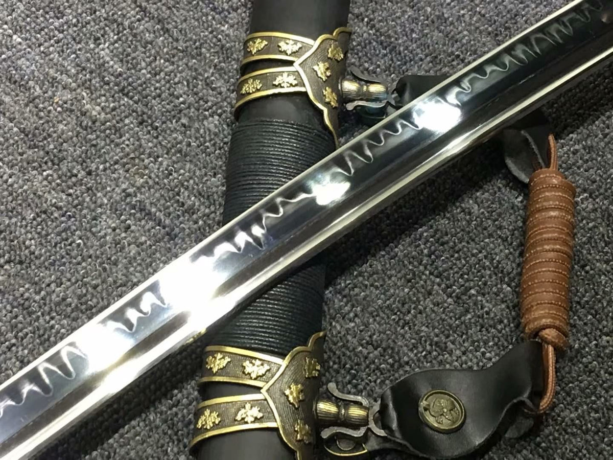 Nihontou Tachi,Nodachi,High carbon steel burn blade,Brass tosogu,Black wood - Chinese sword shop