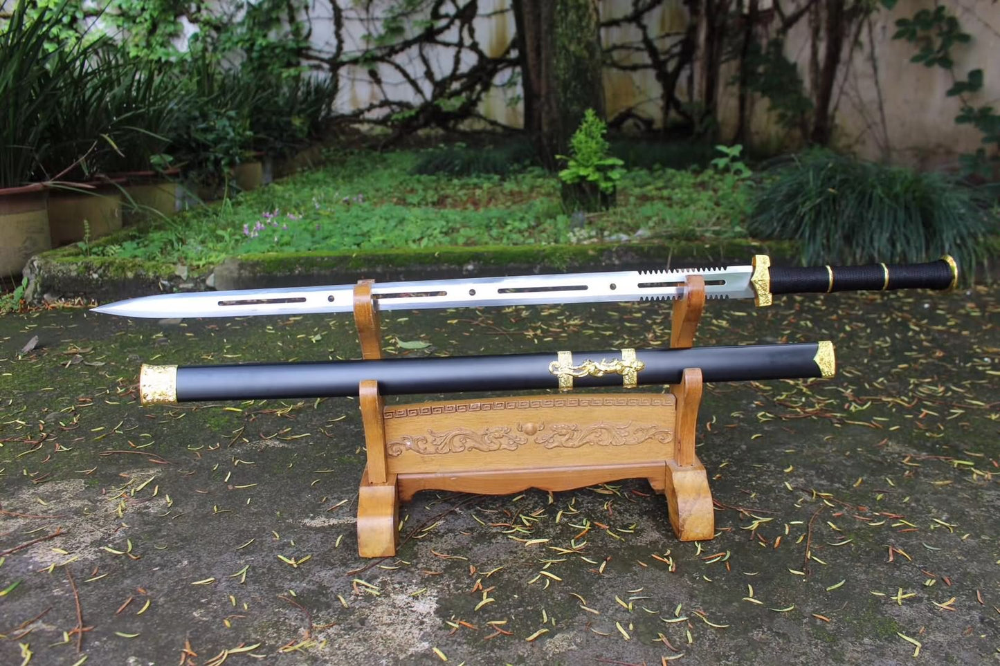 Flying shark sword,High carbon steel blade,black wood scabbard - Chinese sword shop