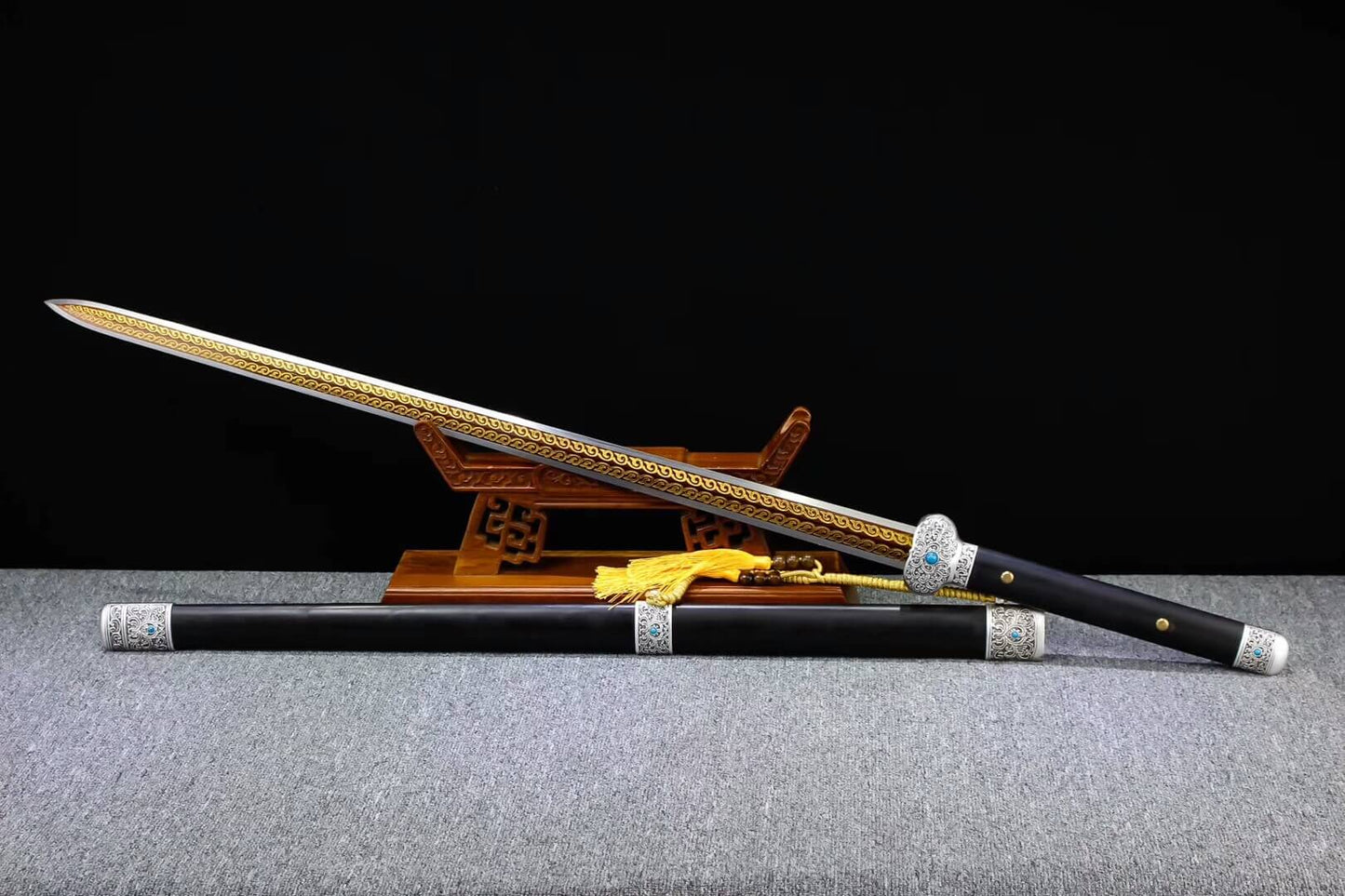 Jinlan sword,High manganese steel blade,Black scabbard,Alloy fittings - Chinese sword shop