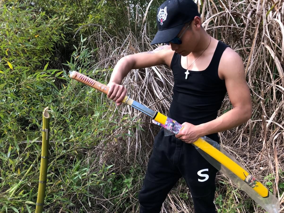 Katana,Forged High carbon steel burn blade,Yellow scabbard,samurai sword