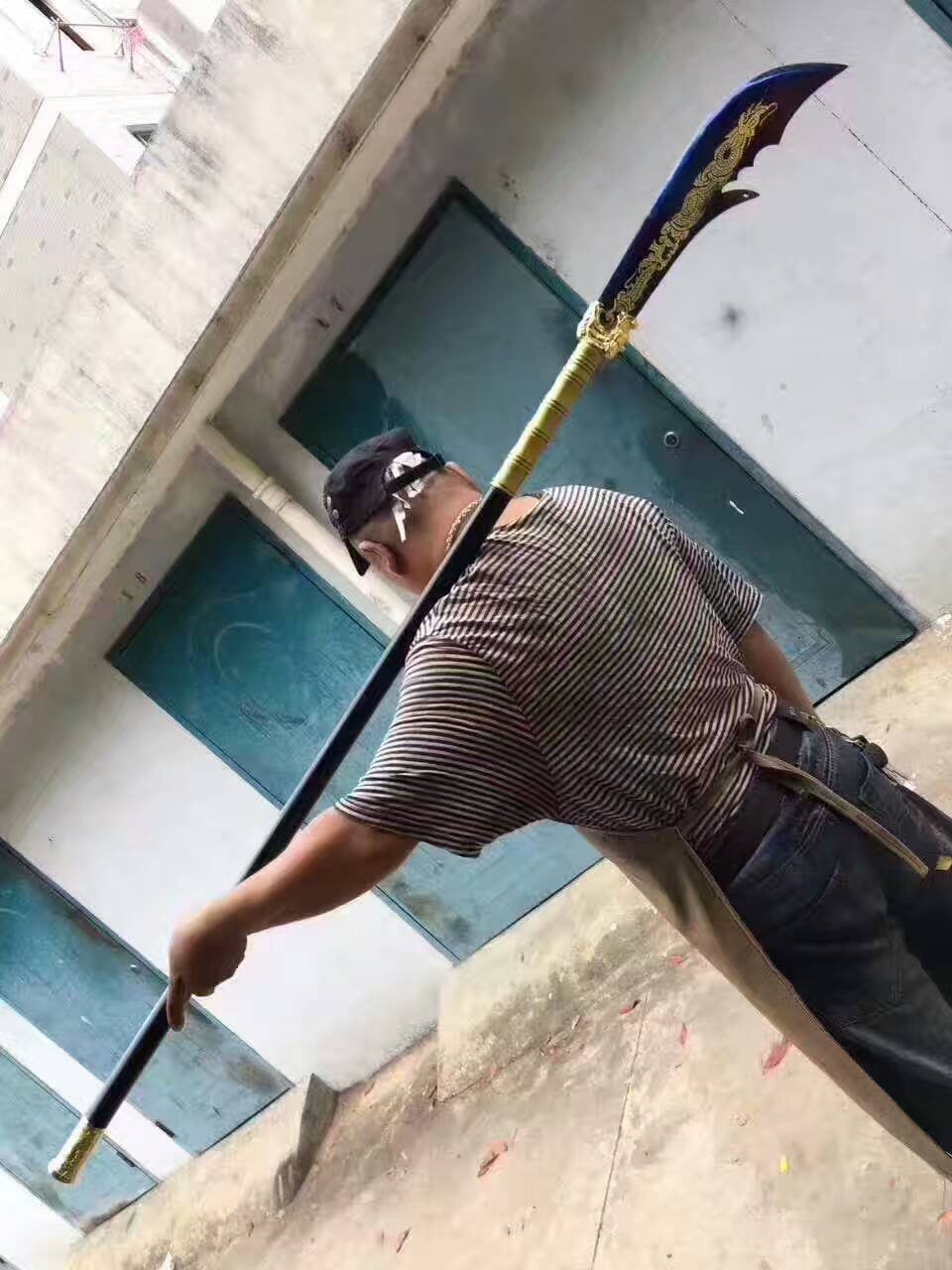 Kwan Dao,High manganese steel blue blade,Leather scabbard - Chinese sword shop