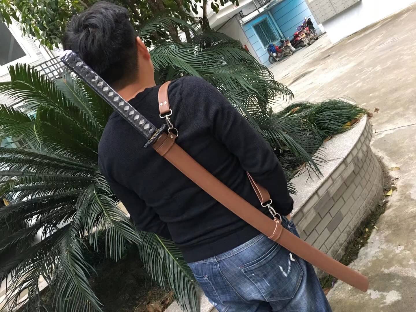 Uchikatana/Medium carbon steel blade/Leather scabbard/Alloy fittings - Chinese sword shop