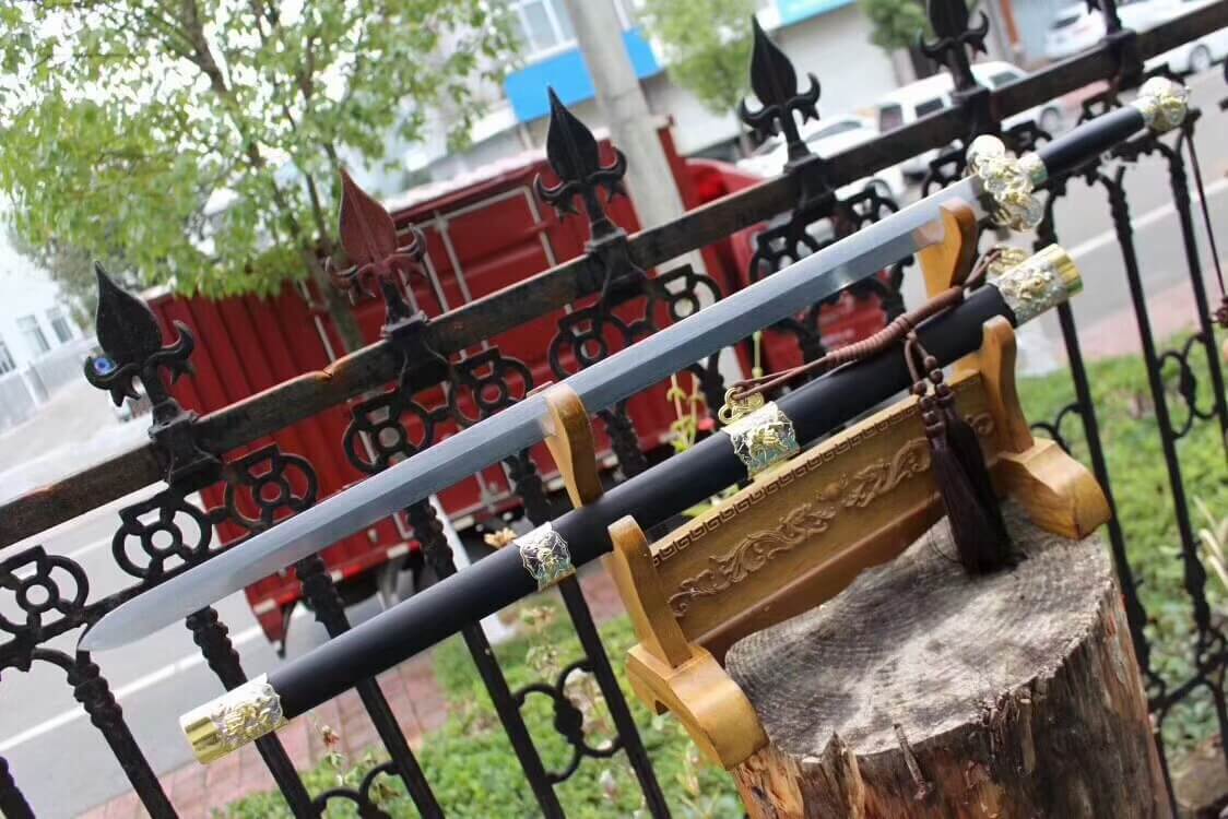 Lion sword,Folding pattern steel blade,Alloy fitting,Black scabbard - Chinese sword shop