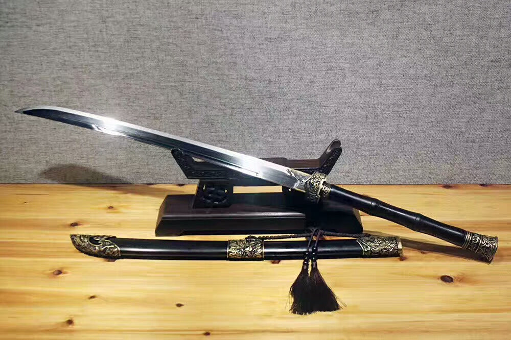 Cut horse broadsword(Folded steel blade,Ebony Scabbard,Brass fitting)Full tang - Chinese sword shop