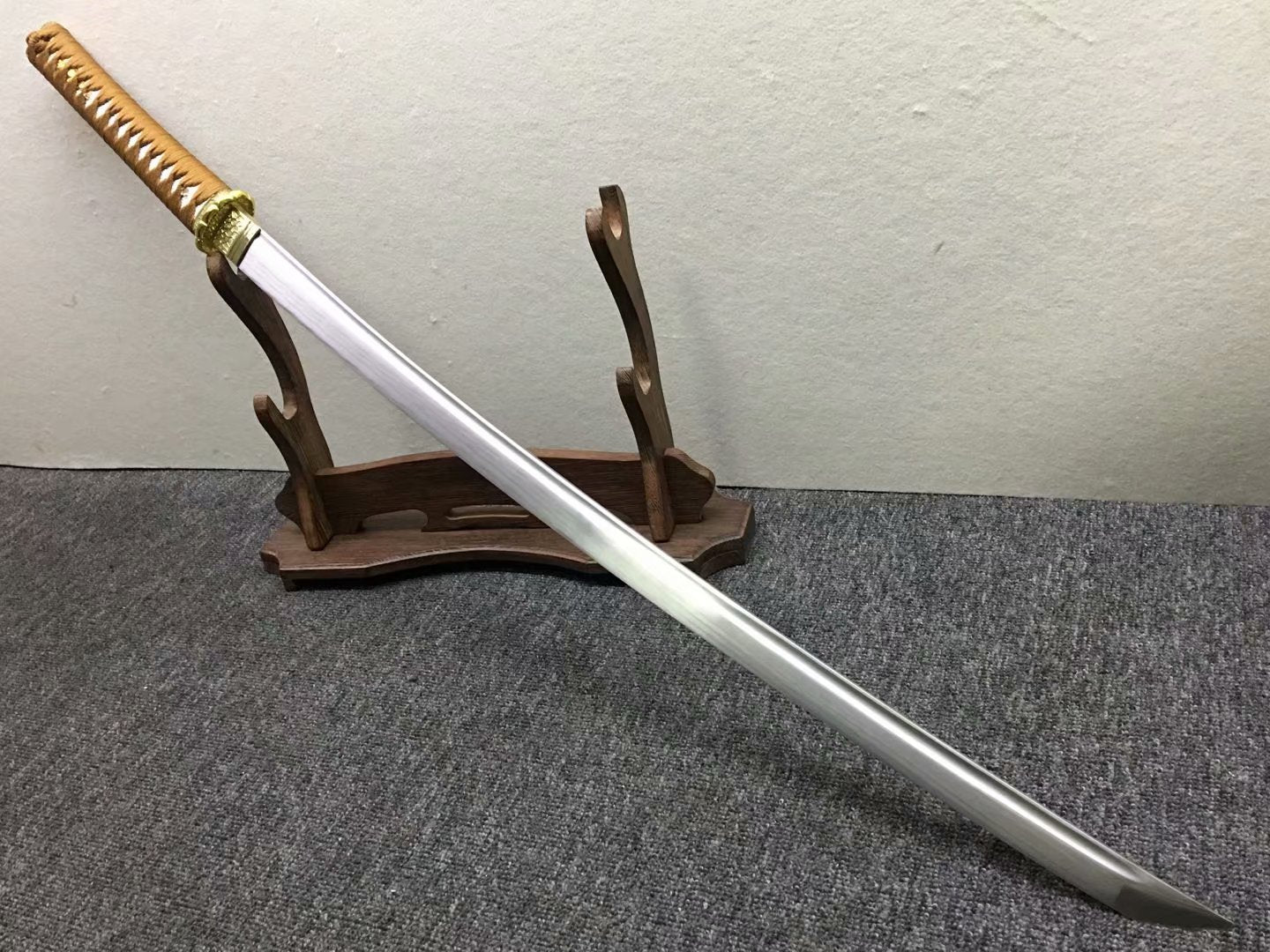 Nihontou katana,kendo,Medium carbon steel blade,White scabbard,Alloy - Chinese sword shop