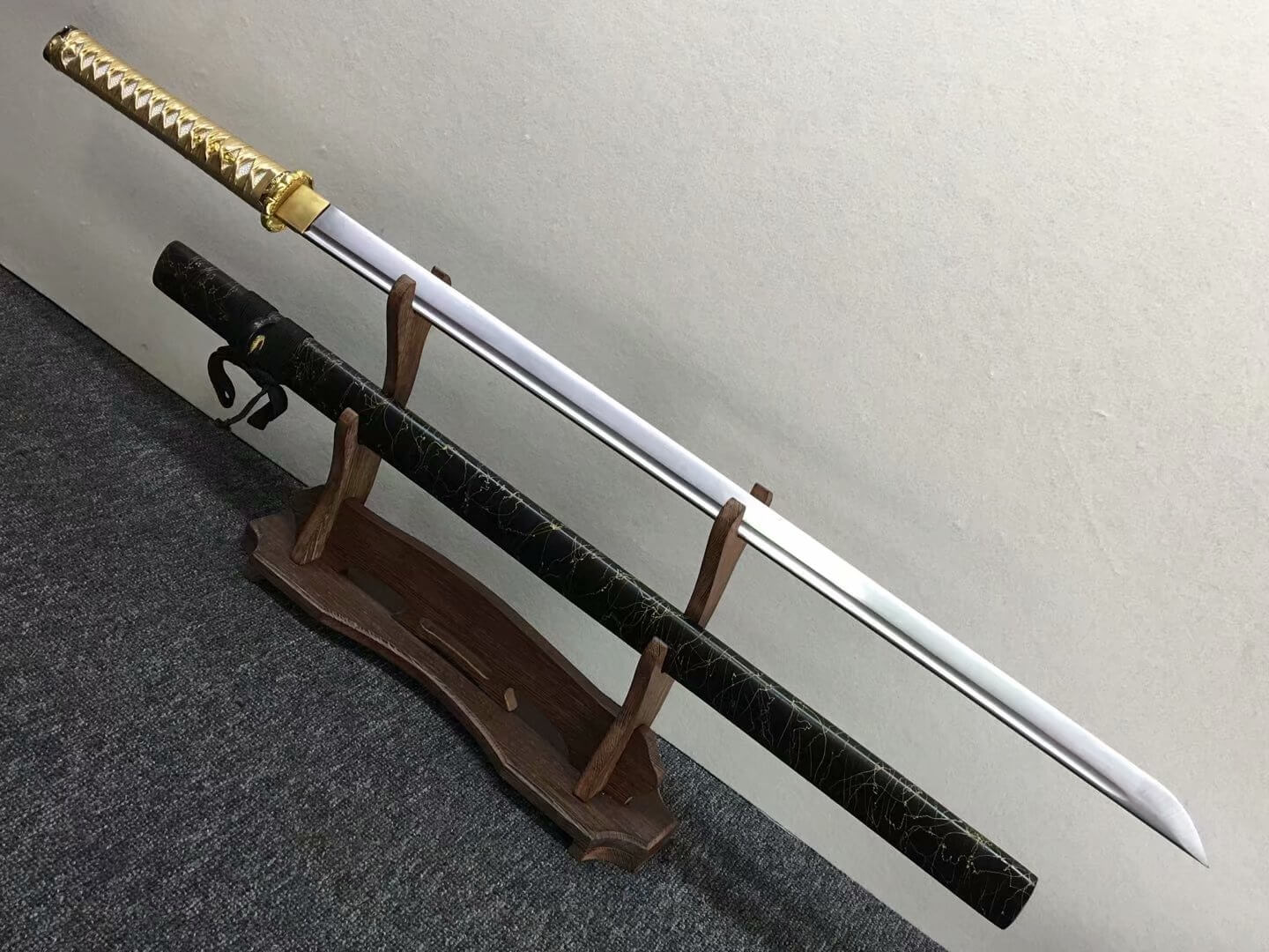 Ninja sword,High manganese steel blade,Solid wood,Full tang - Chinese sword shop