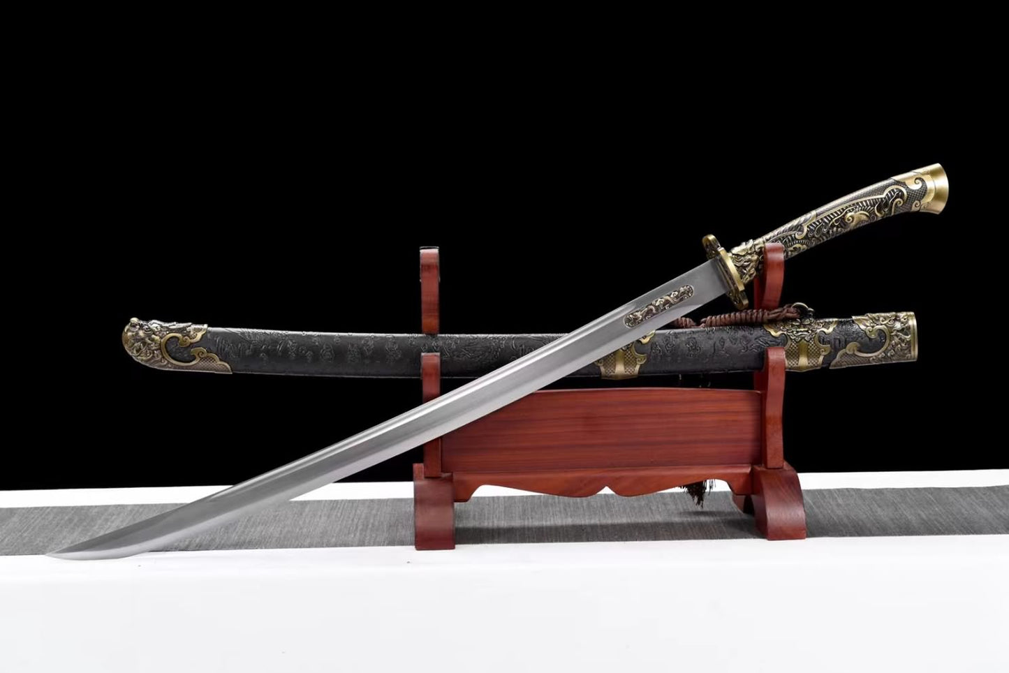 Qing dao Sword,Chinese Swords Real,Hand Forged High carobon Steel Blade,Alloy Handle