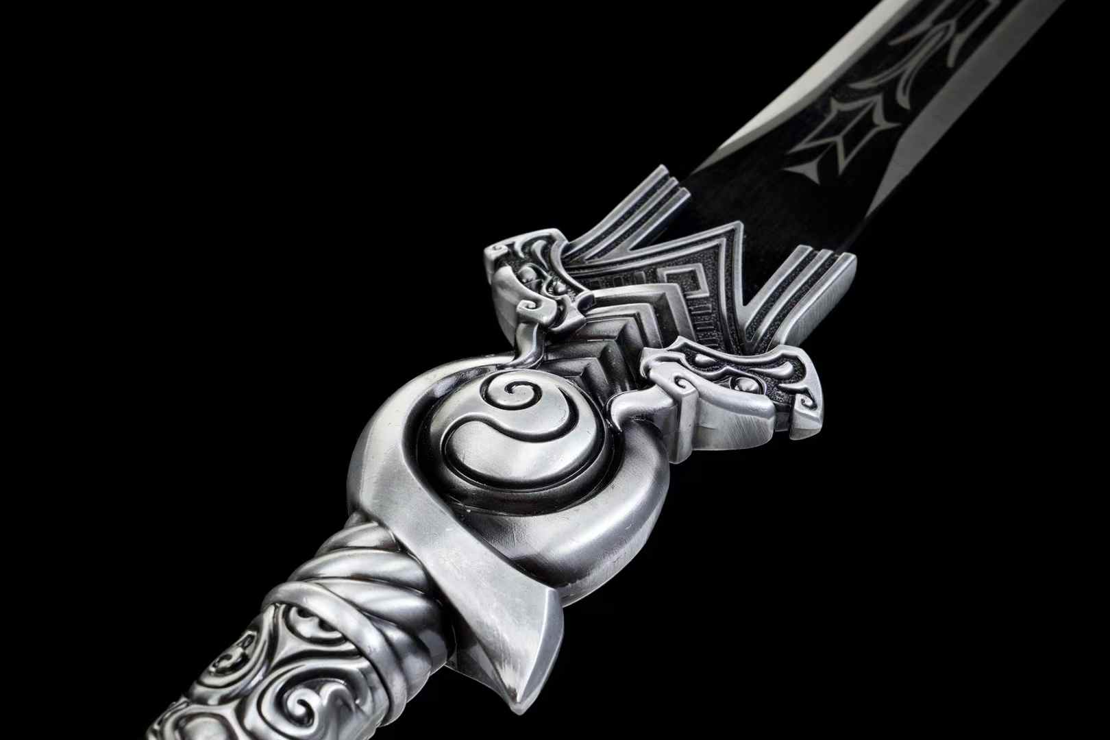 Haoque Han Jian | Hand-Forged High Manganese Steel Chinese Sword with One-Piece Alloy Handle & Wood Scabbard