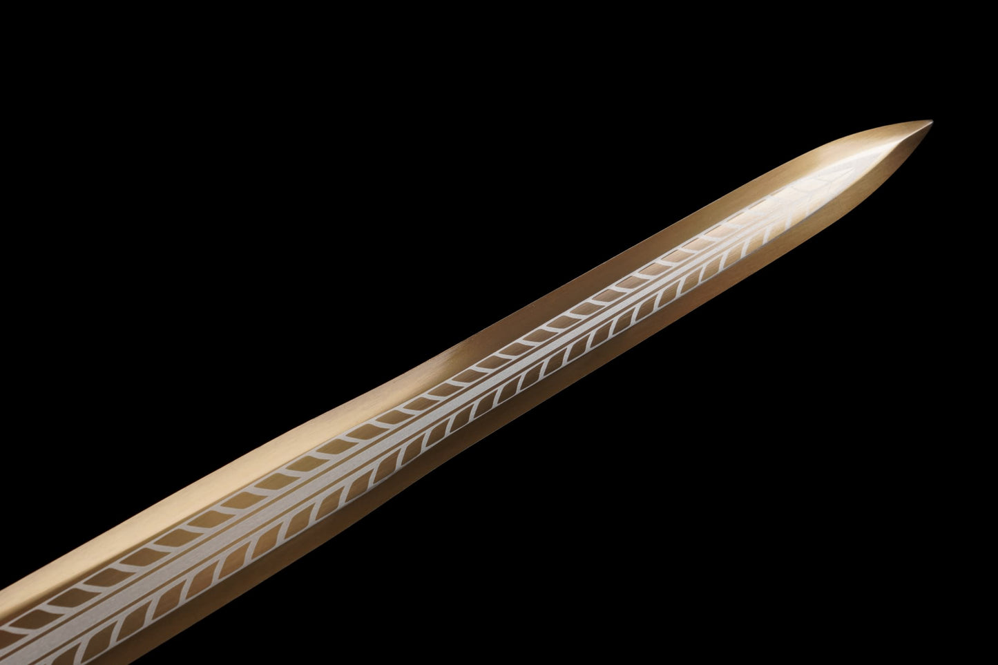 Longyuan Jian – Engraved Chinese Sword with Dragon Scabbard & Brass-Style Fittings