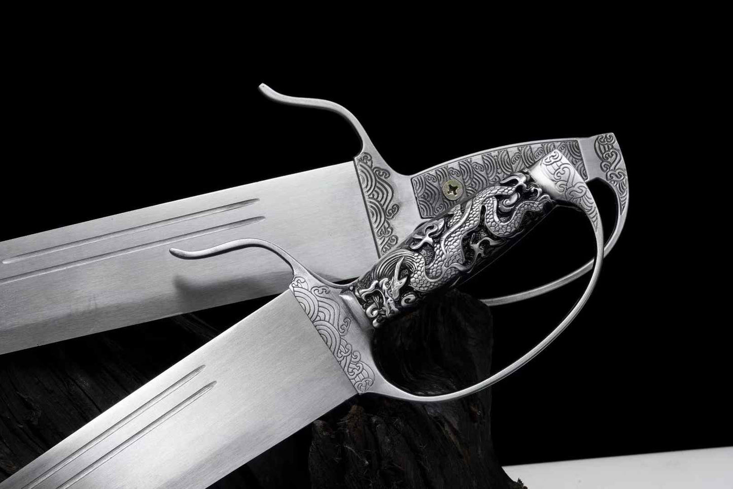 Wing Chun Butterfly Swords Set – Twin Chinese Knives with Shared Leather Scabbard