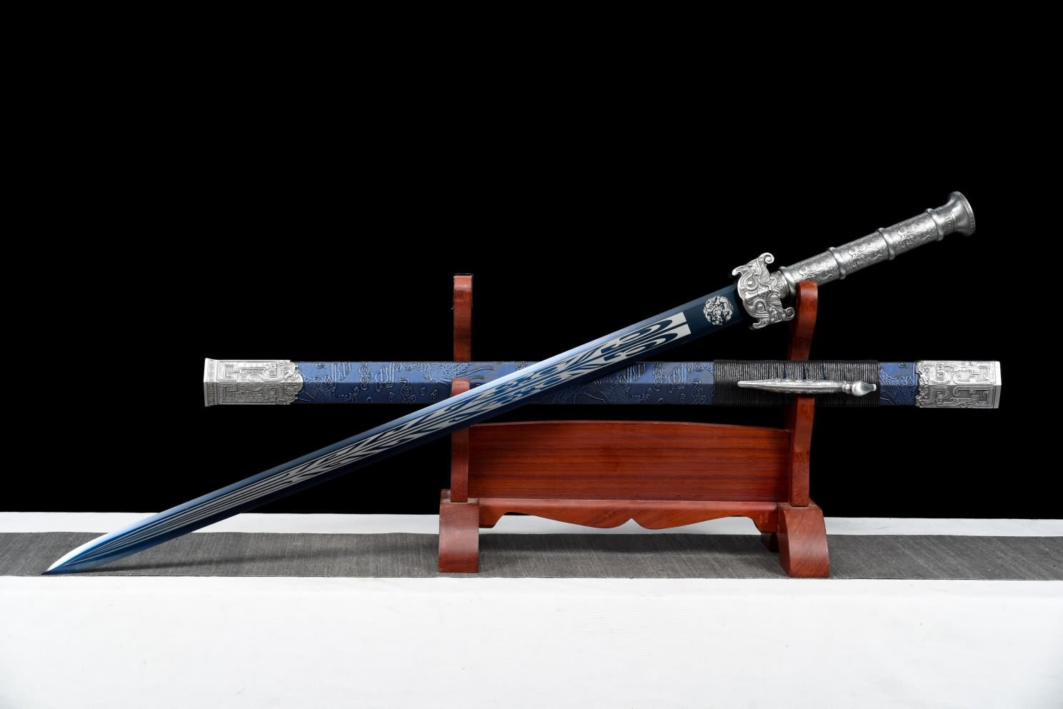 Han jian Sword,Hand Forged Blades,Blue Scabbard,Alloy Handle,Full Tang