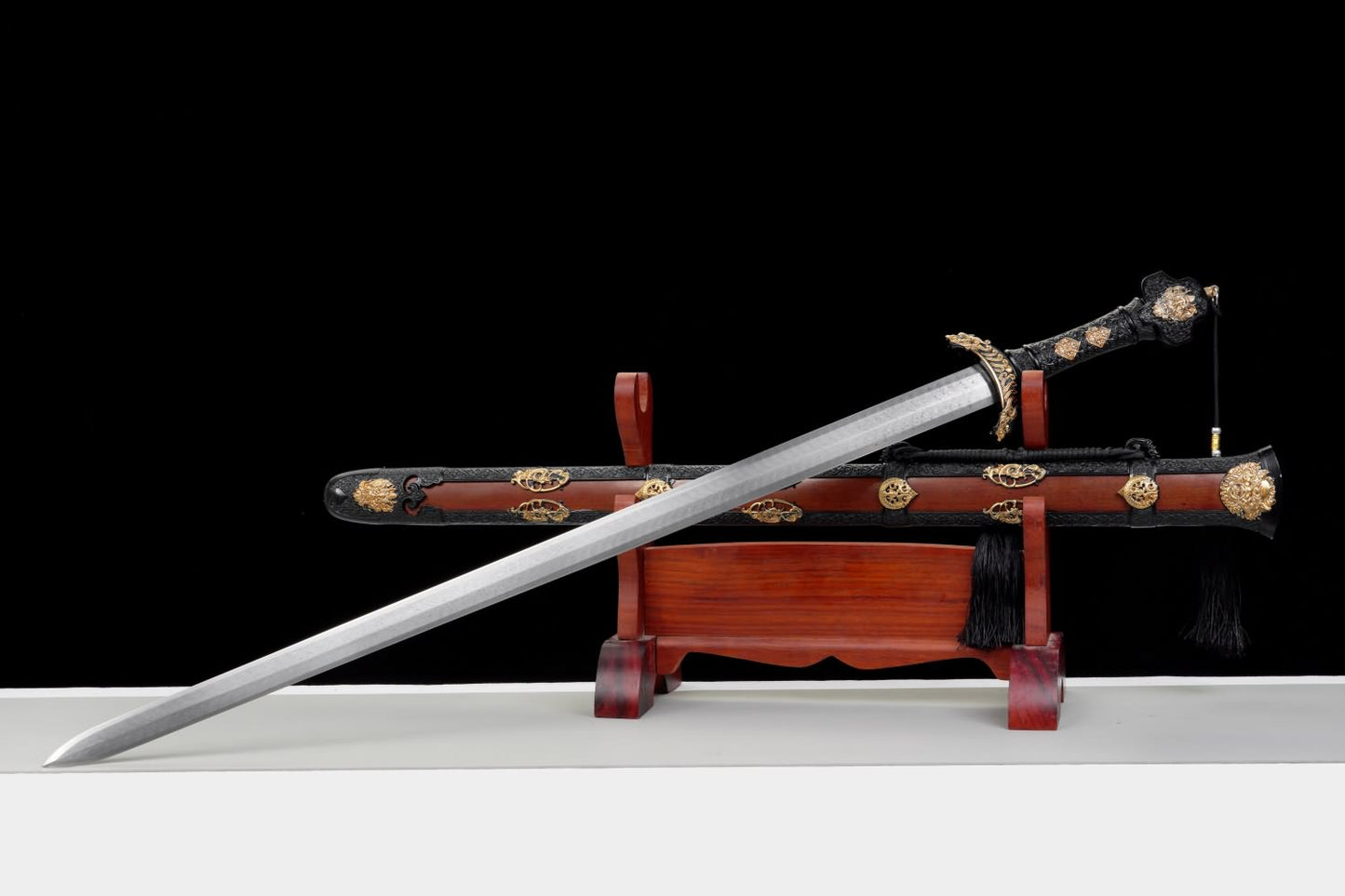 Hanwu Emperor Jian – Hand Forged Folded Pattern Steel Chinese Han Sword with Eight-Facet Blade and Black-Gold Fittings