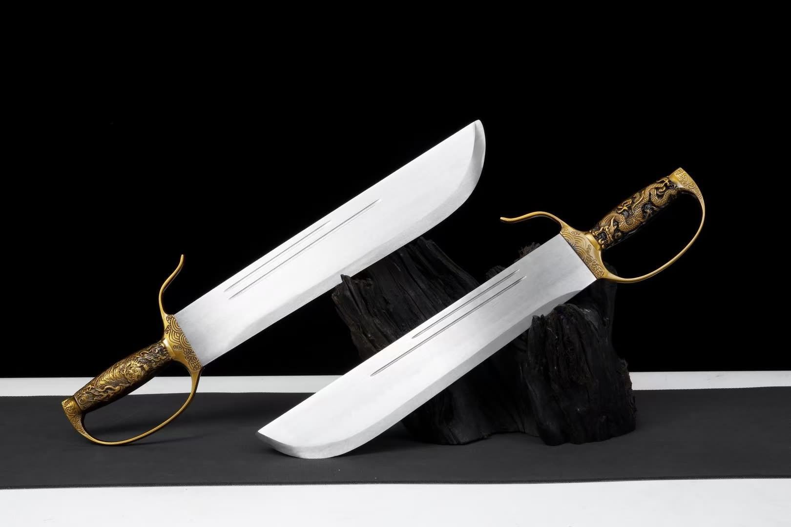 Wing Chun Butterfly Swords Twin Set | Gold-Tone Baat Cham Dao Display Blades - Chinese Sword store