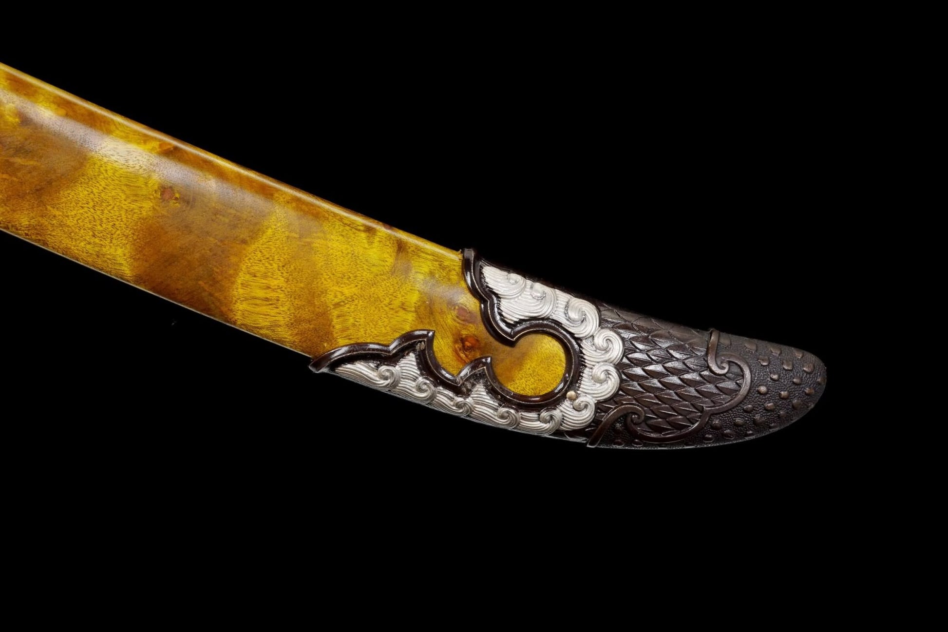 Red Dragon Qing Dao | Hand-Forged Multi-Layer Composite Steel Chinese Saber with Brass Fittings & Camphor Wood Scabbard