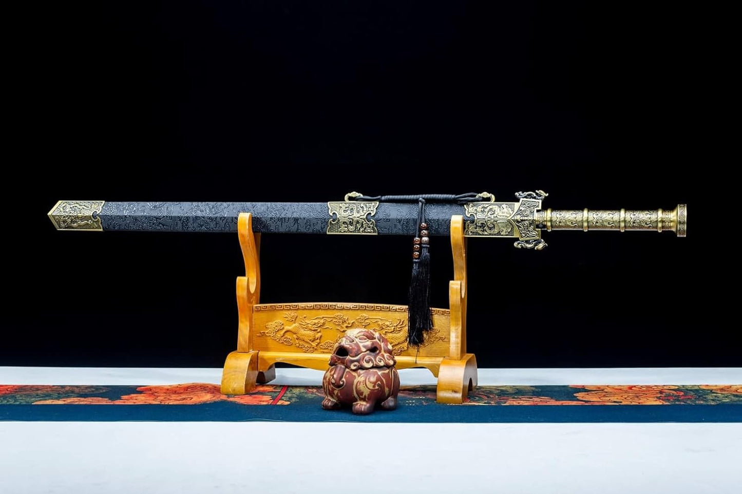 Authentic Han Jian Sword with High Carbon Steel Blade - Alloy Fittings