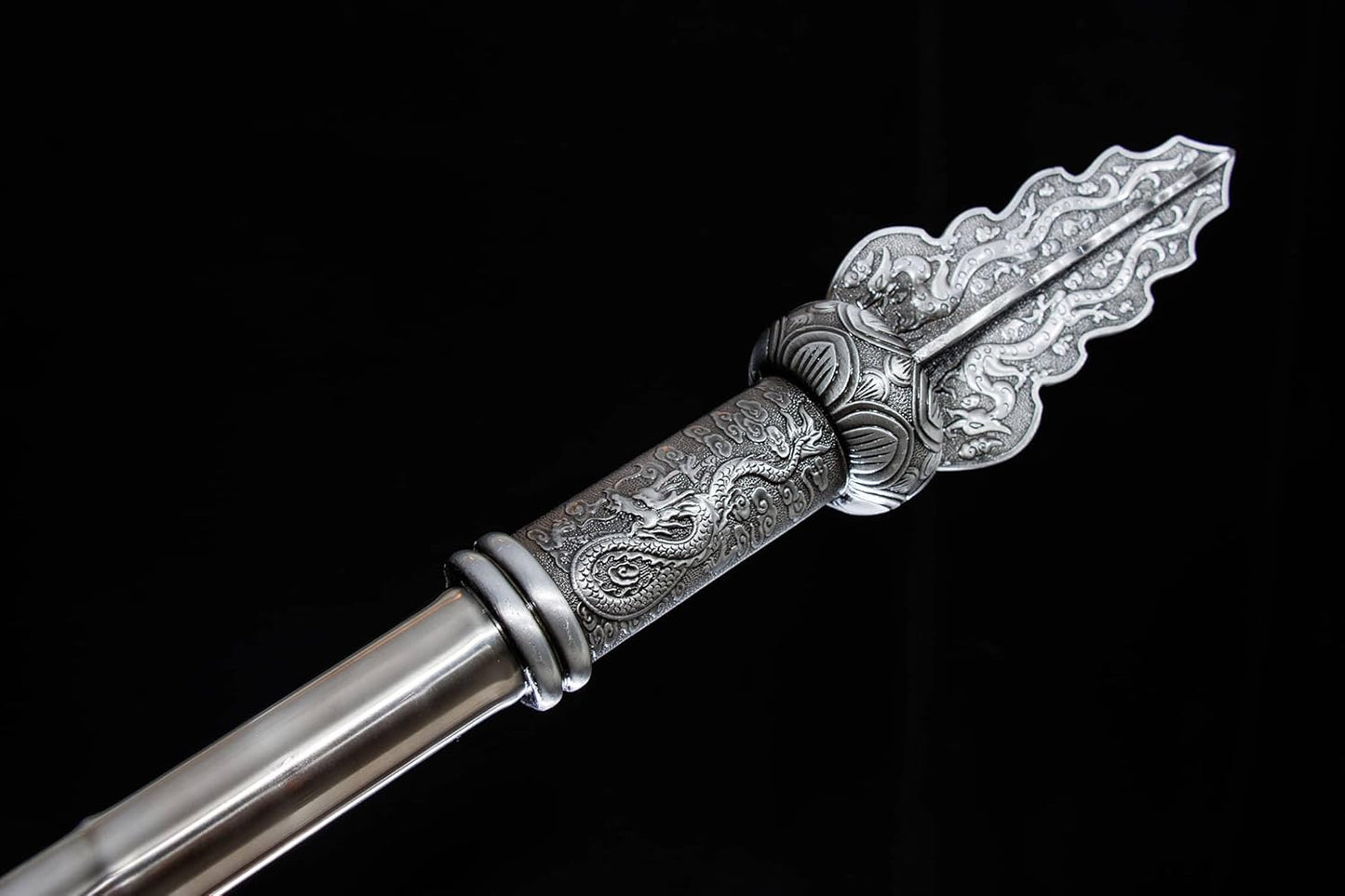 Hand-Forged Guandao – 189cm Crescent Polearm