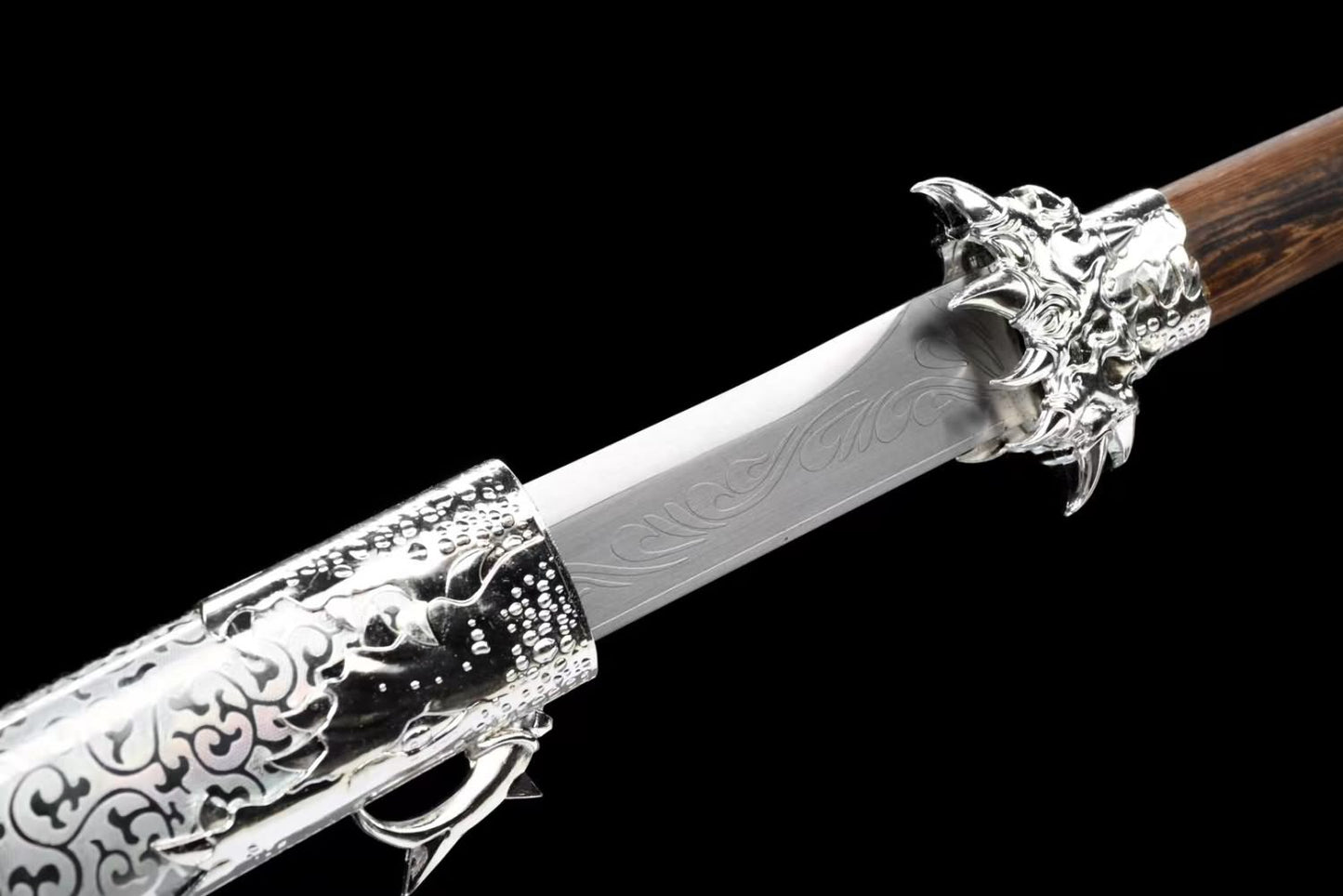 LOONGSWORD,Dragon Claw Tang dao Forged High Carbon Steel Blade,Alloy Fittings,Solid Wood Scabbard