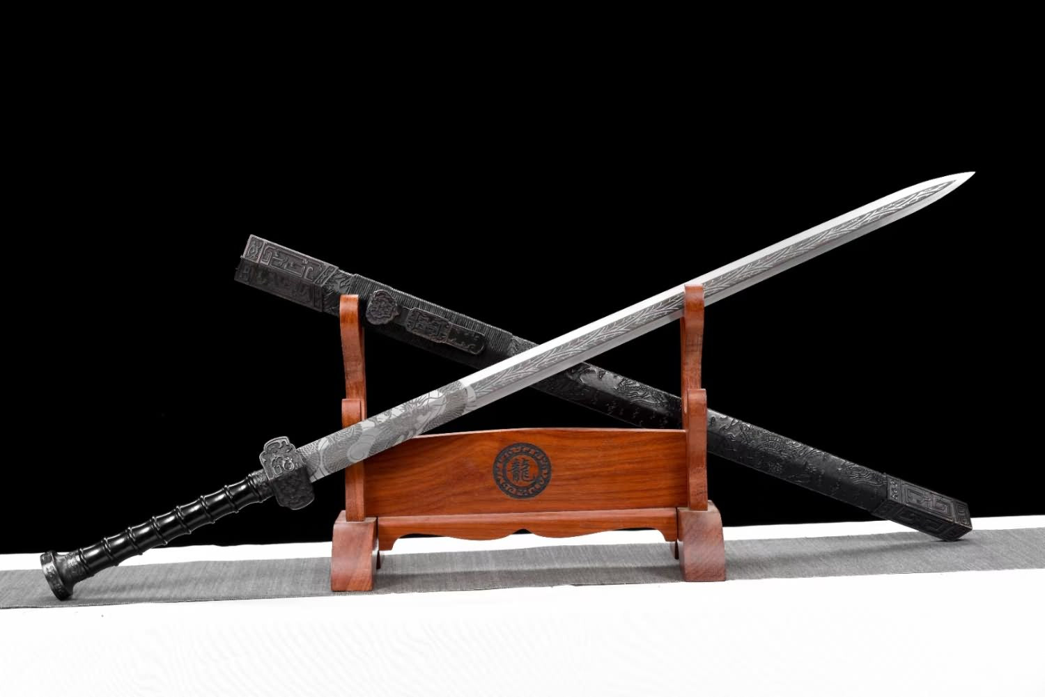 Ruyi jian Swords Real Forged Spring Steel Etched Blade,Alloy Fittings,Solid Wood Scabbard