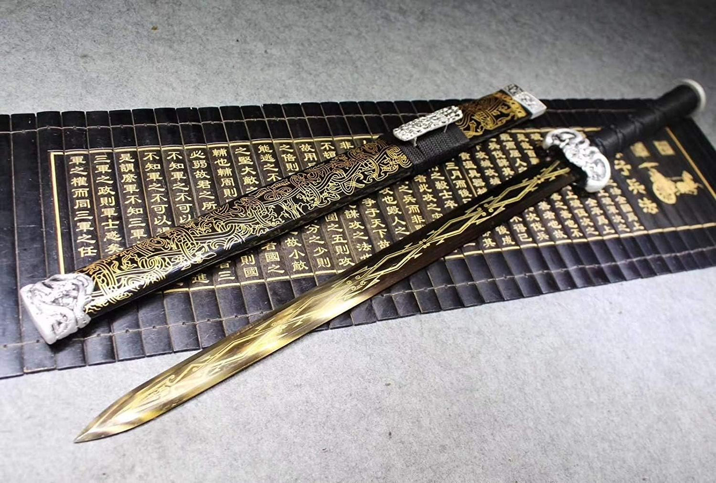 Han jian,Handmade Art High Carbon Steel Etch Blade,Solid Wood Scabbard