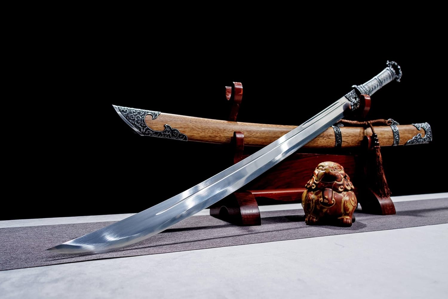 Xiuchun Dao | Hand-Forged High Manganese Steel Chinese Saber with Teak Scabbard & Ring Pommel Fittings