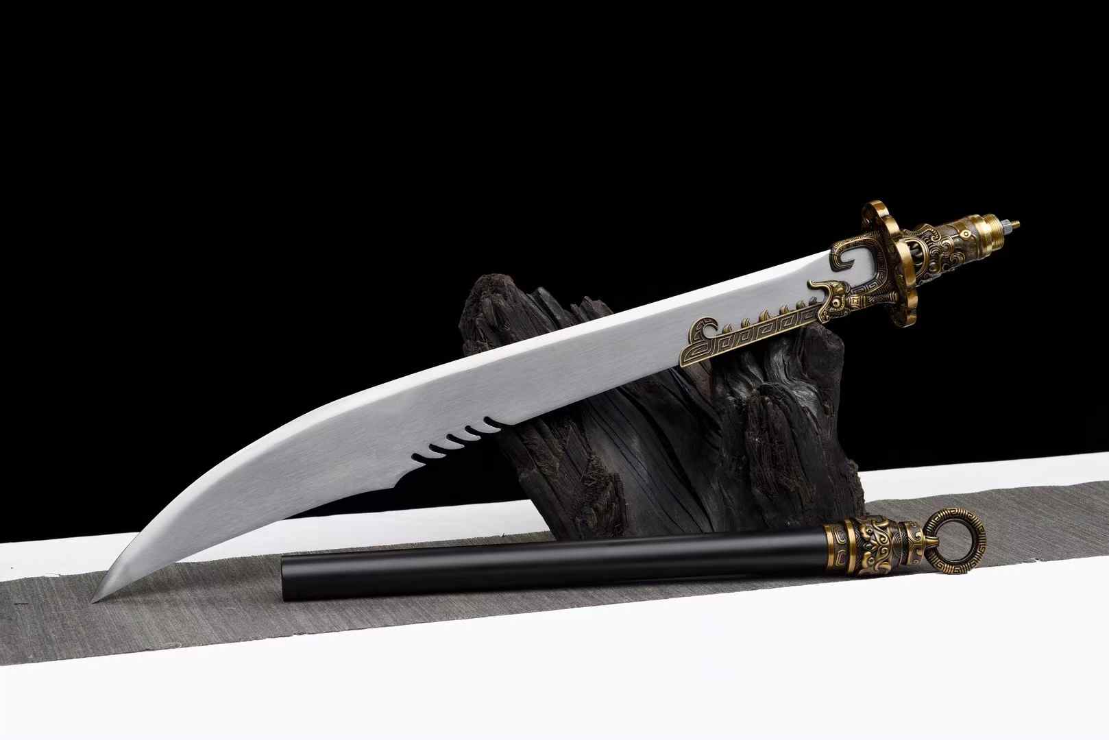 Da Pu Dao – Traditional Chinese Long-Handle Broadsword for Display & Forms - Chinese Sword store