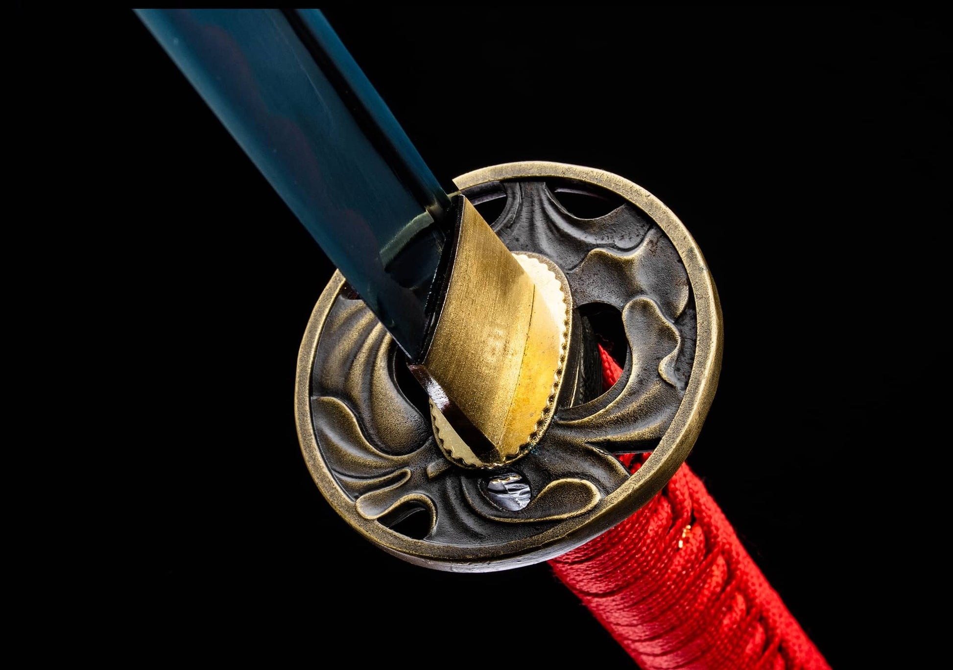 Chixia Katana – 40.6″ Manganese Steel, Red Lacquer Saya & Cord-Wrapped Handle