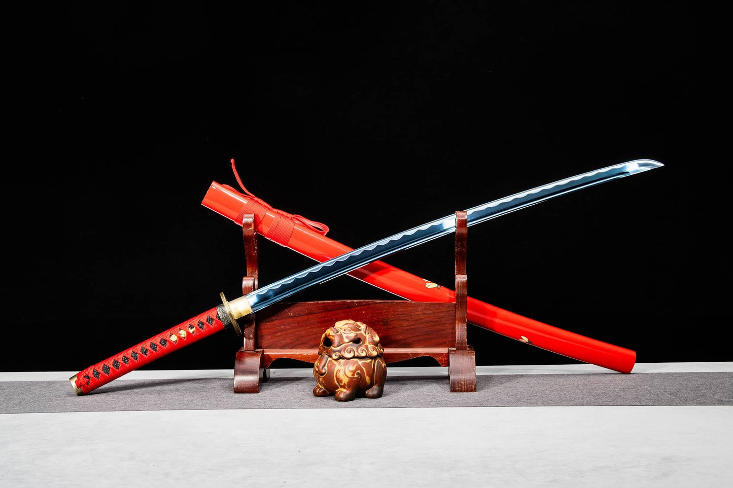 Chixia Katana – 40.6″ Manganese Steel, Red Lacquer Saya & Cord-Wrapped Handle