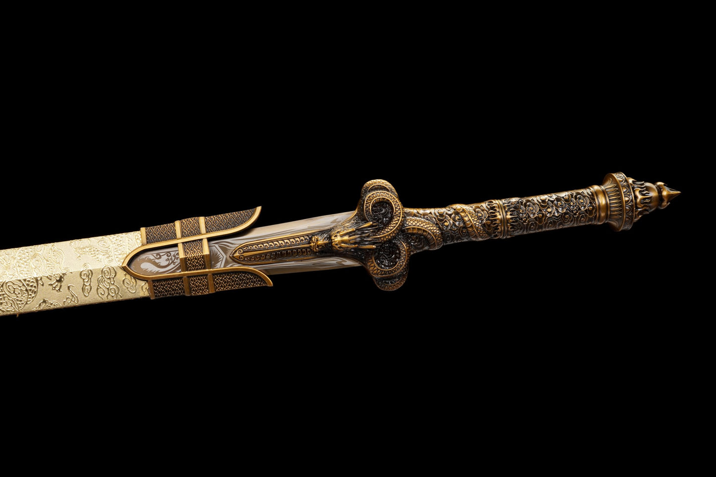 Longyuan Jian – Engraved Chinese Sword with Dragon Scabbard & Brass-Style Fittings