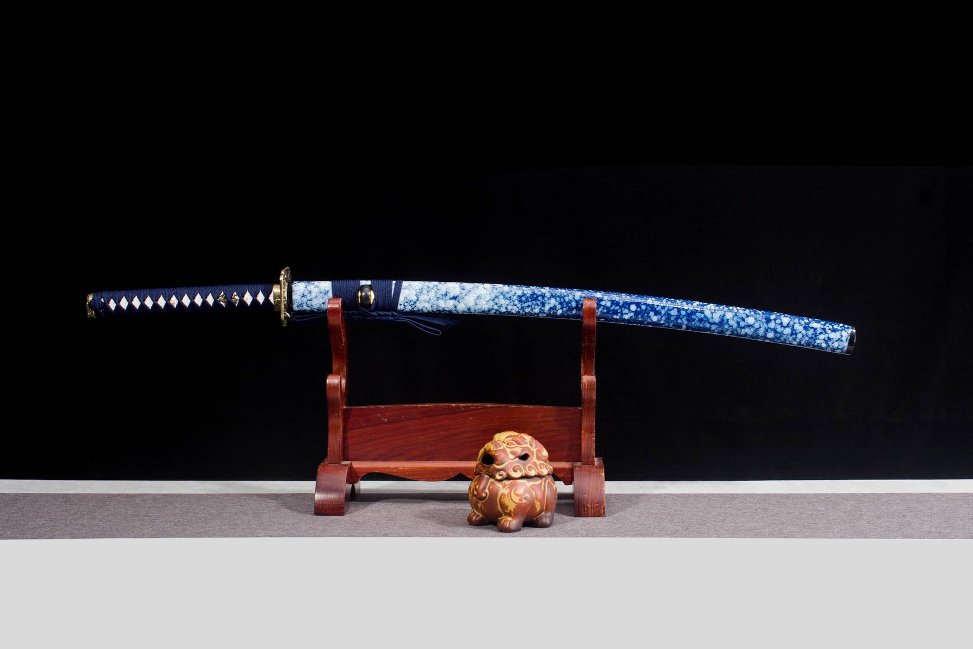 Blue Ice-Lacquer Katana – 41.1″ Manganese-Steel Blade, Navy Cord Wrap