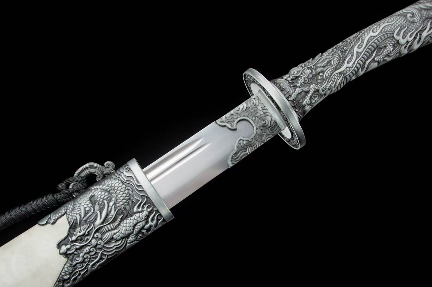 Qing dao Dynasty Army Battle Ready,Forged Blade with Alloy Fittings and Faux Leather Scabbard