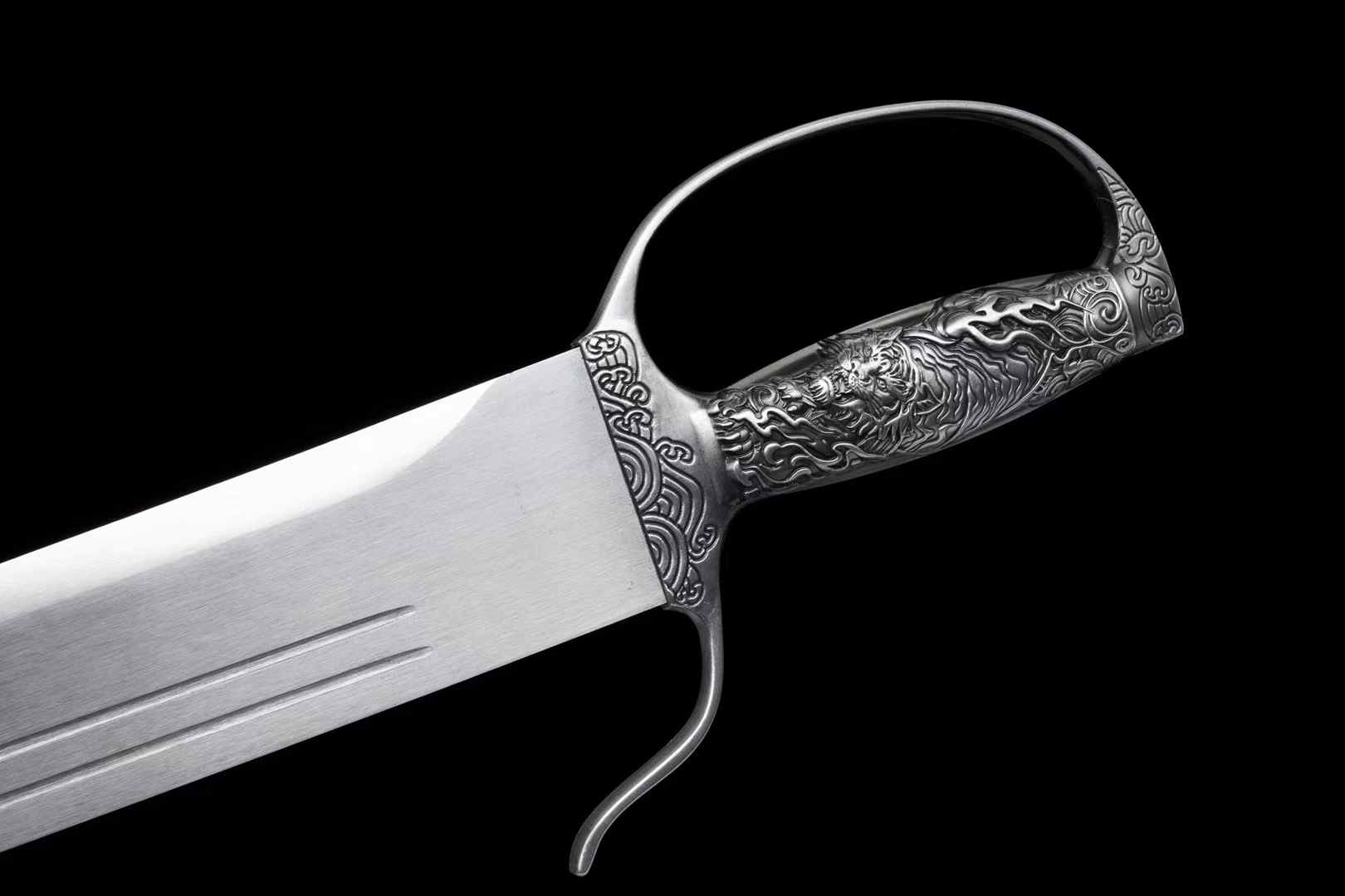 Wing Chun Butterfly Swords Set – Twin Chinese Knives with Shared Leather Scabbard