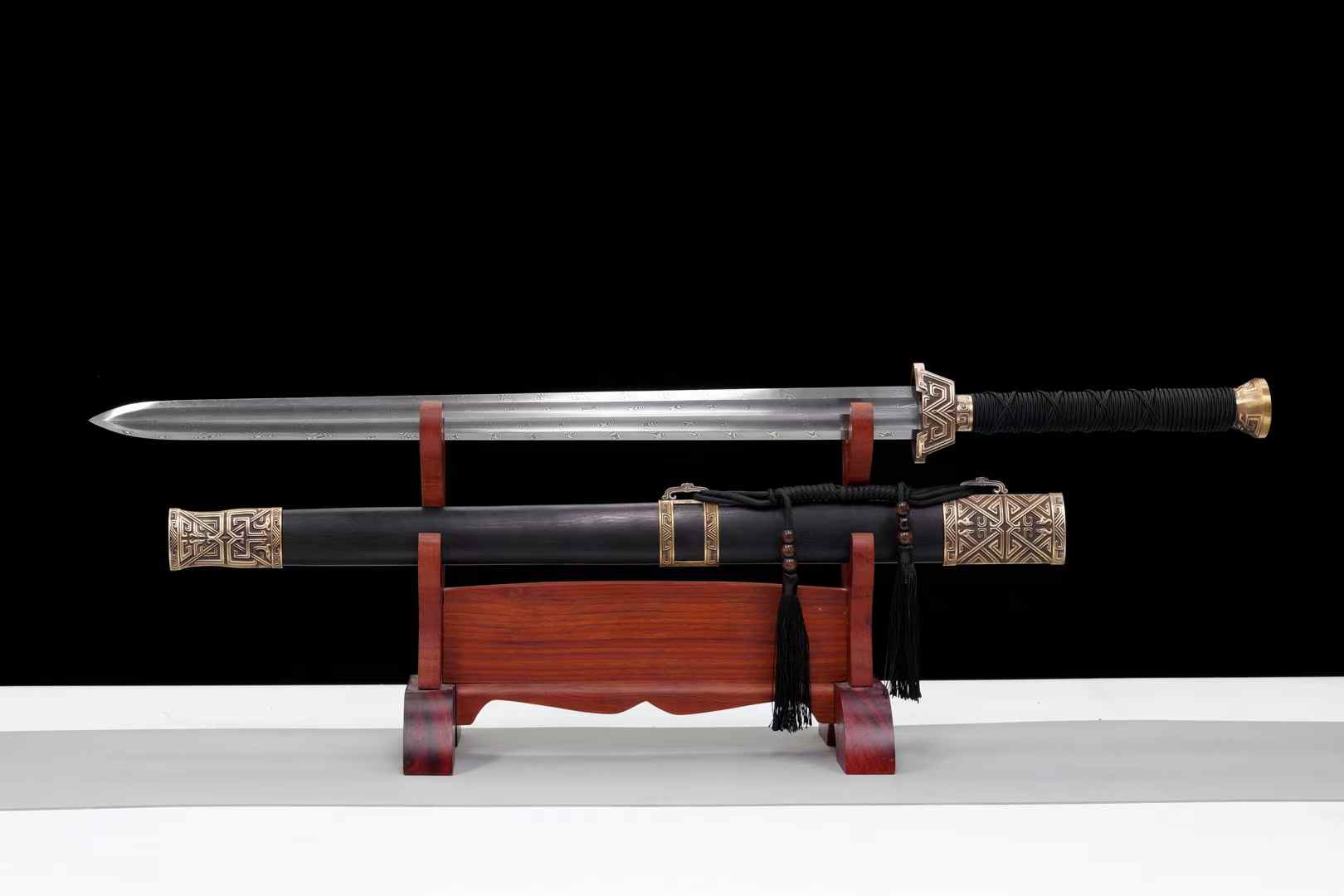 New Yue King Jian – Twisted Pattern Steel Chinese Sword with Copper Fittings