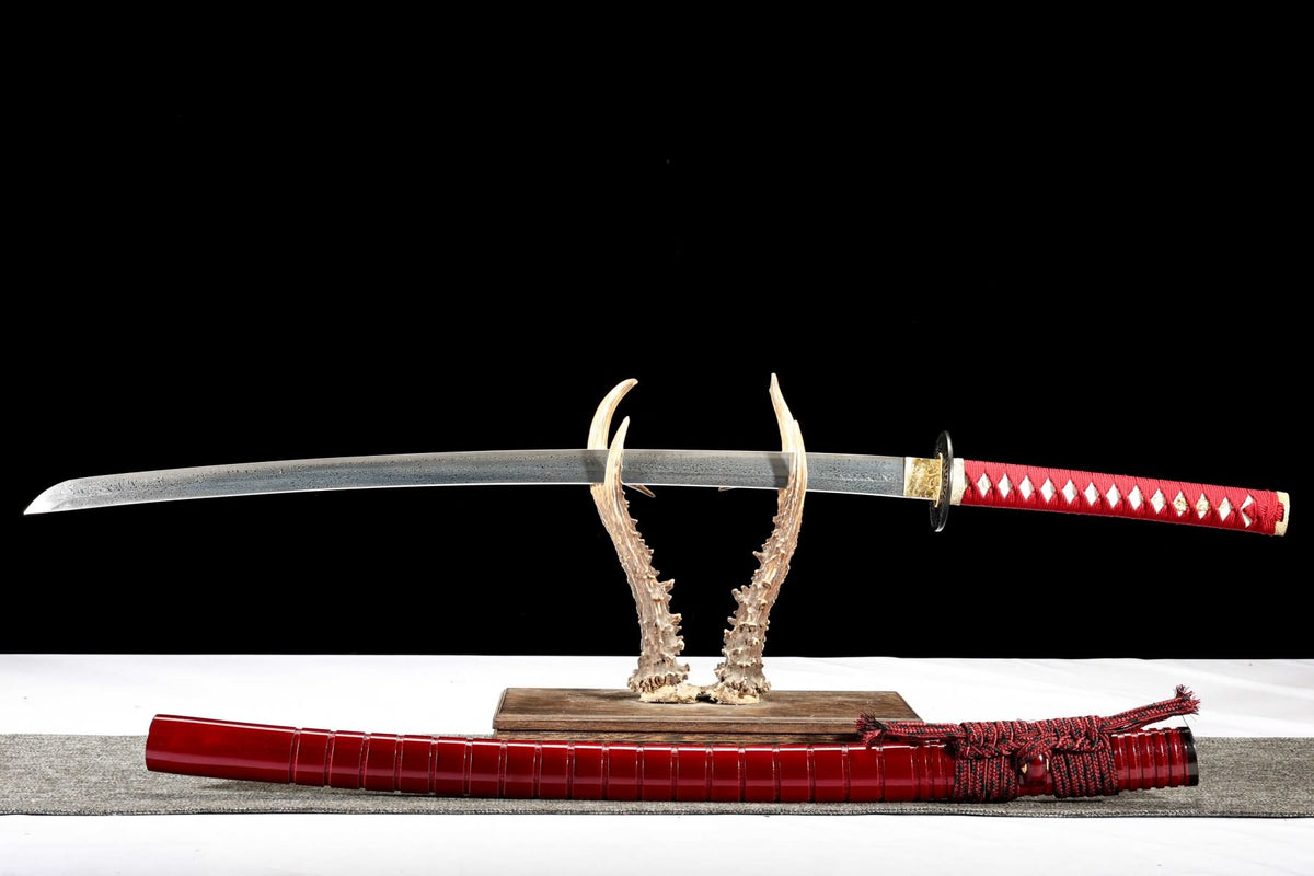 T10-based feather-pattern katana blade in full profile