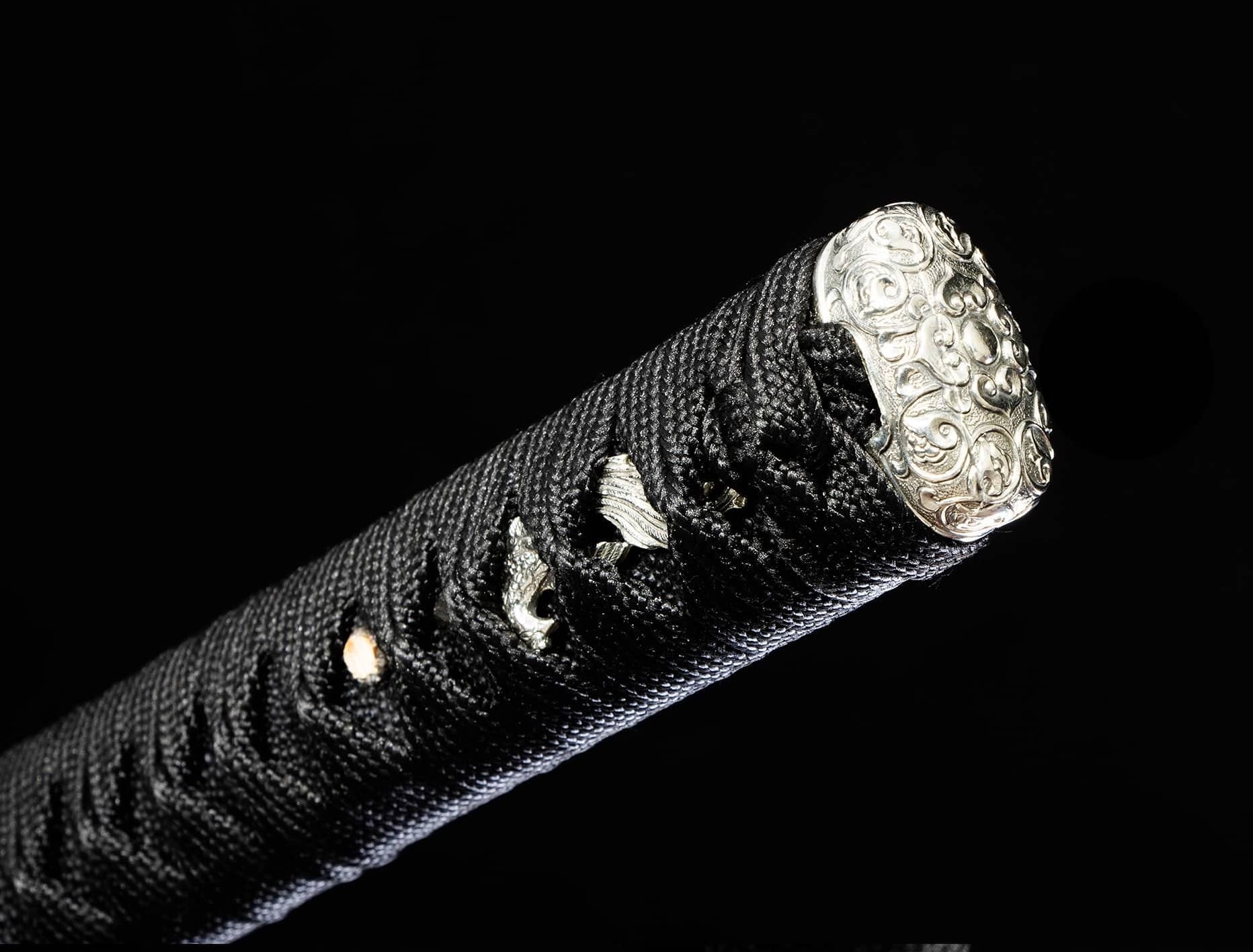 Wootz Steel Hamon Katana – 40.9″ with Black-Gold Lacquer Saya