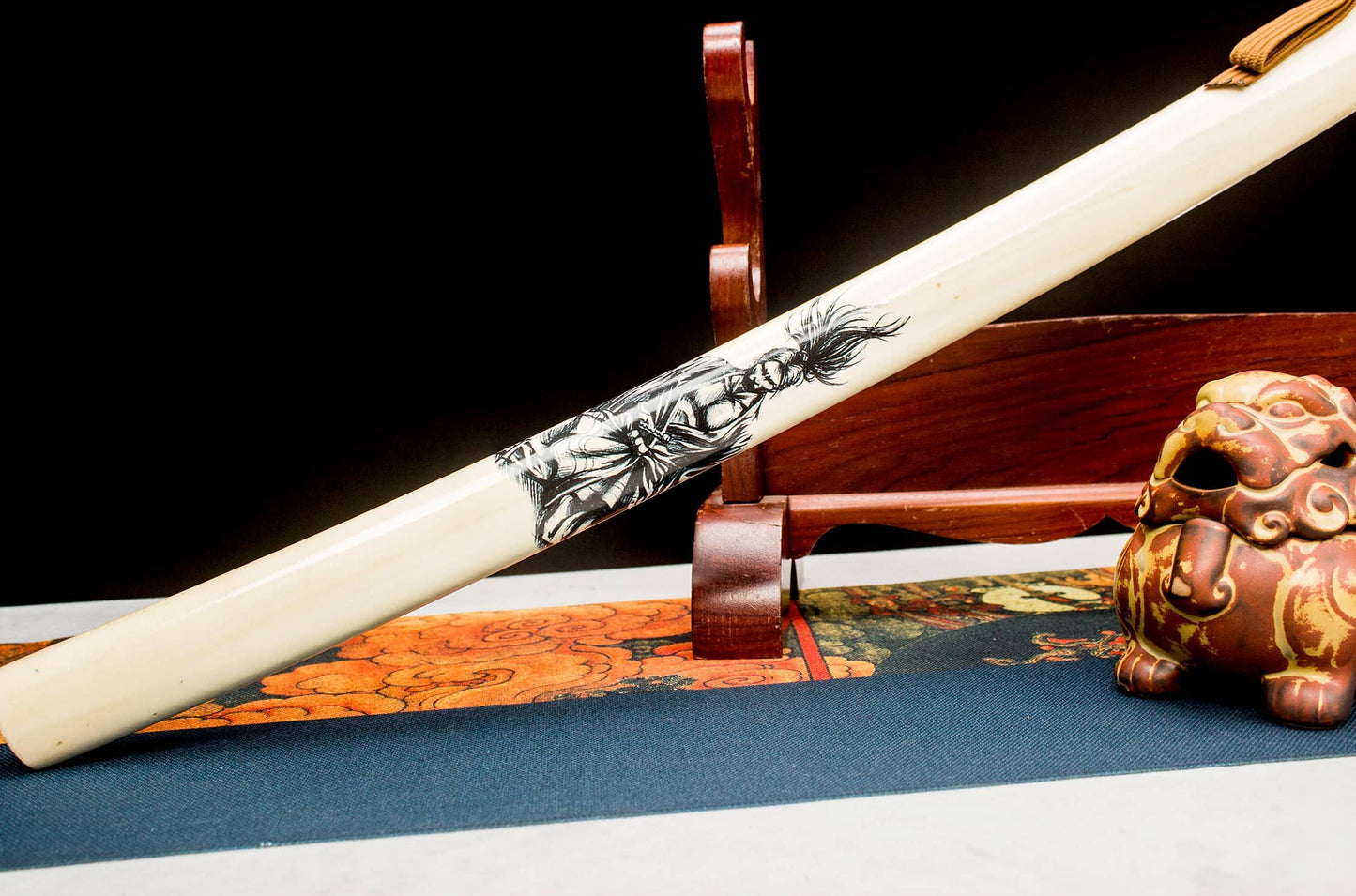 Japanese Katana with Lion-Engraved Tsuba – High Manganese Steel Blade & Lacquered Wooden Scabbard - Chinese Sword store